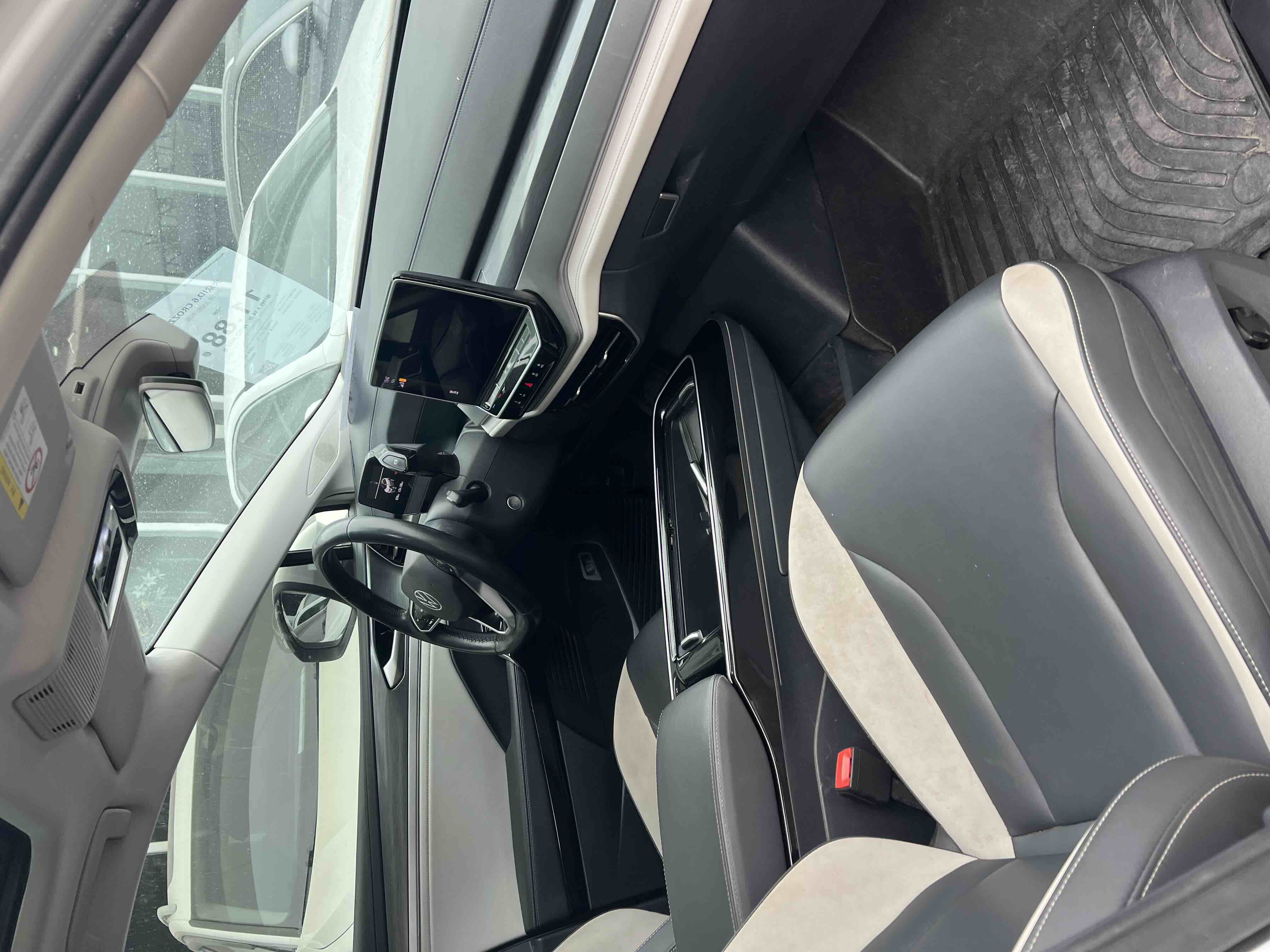 Volkswagen ID.6 Crozz 2021 car image #4