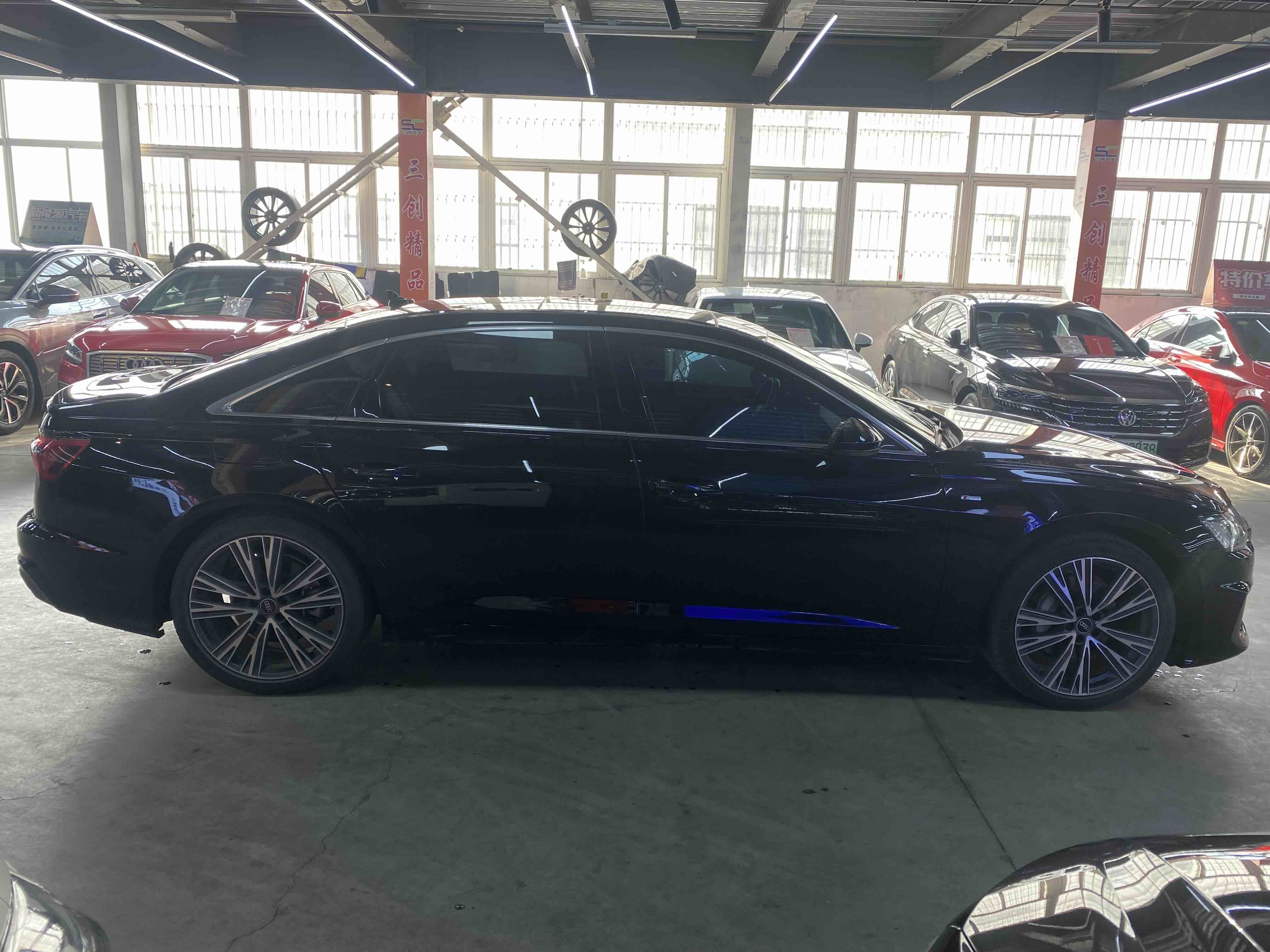 Audi A6L 2022 #4 Audi A6L 2022 car image #4