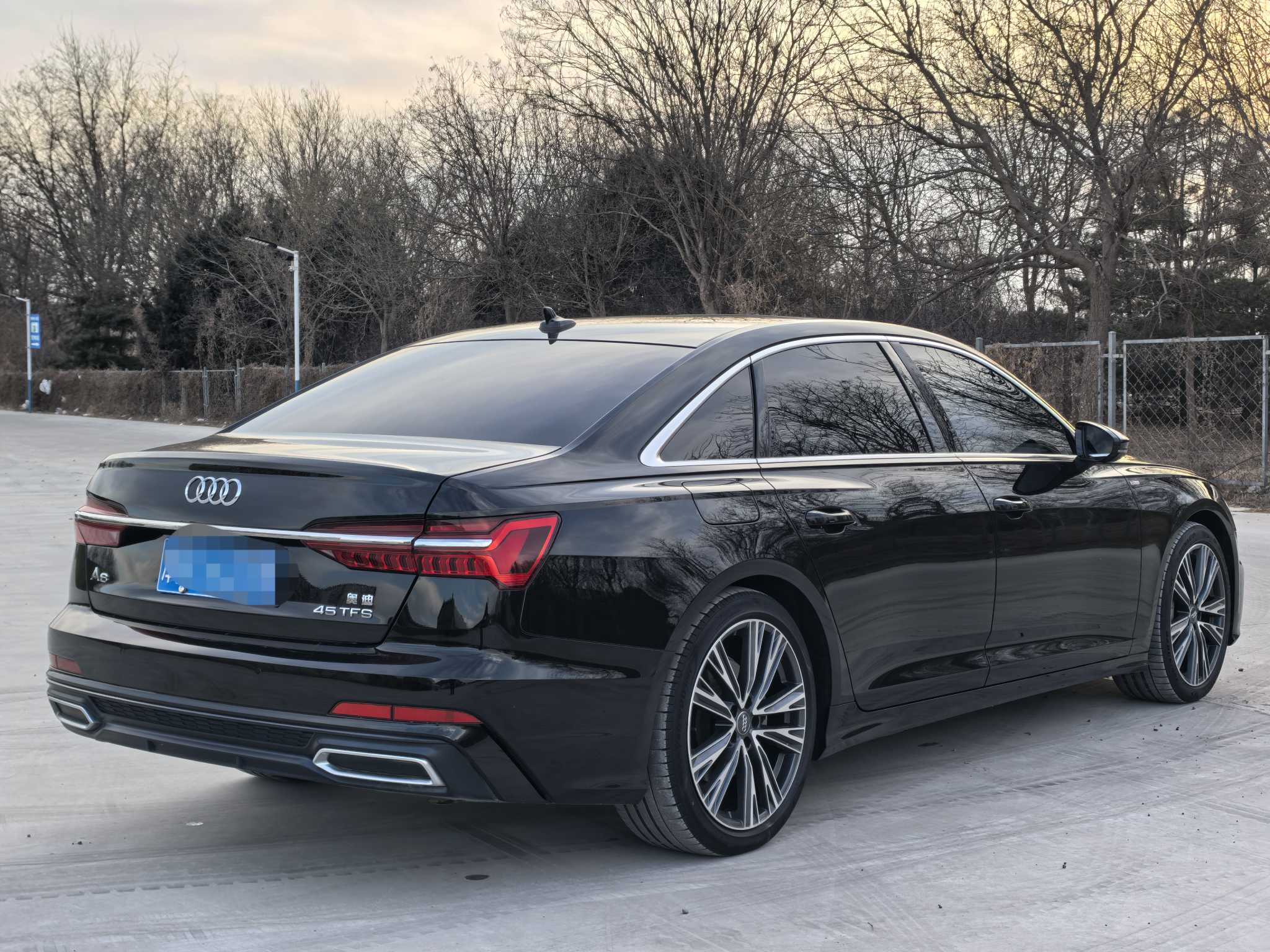 Audi A6L 2021 #4 Audi A6L 2021 car image #4