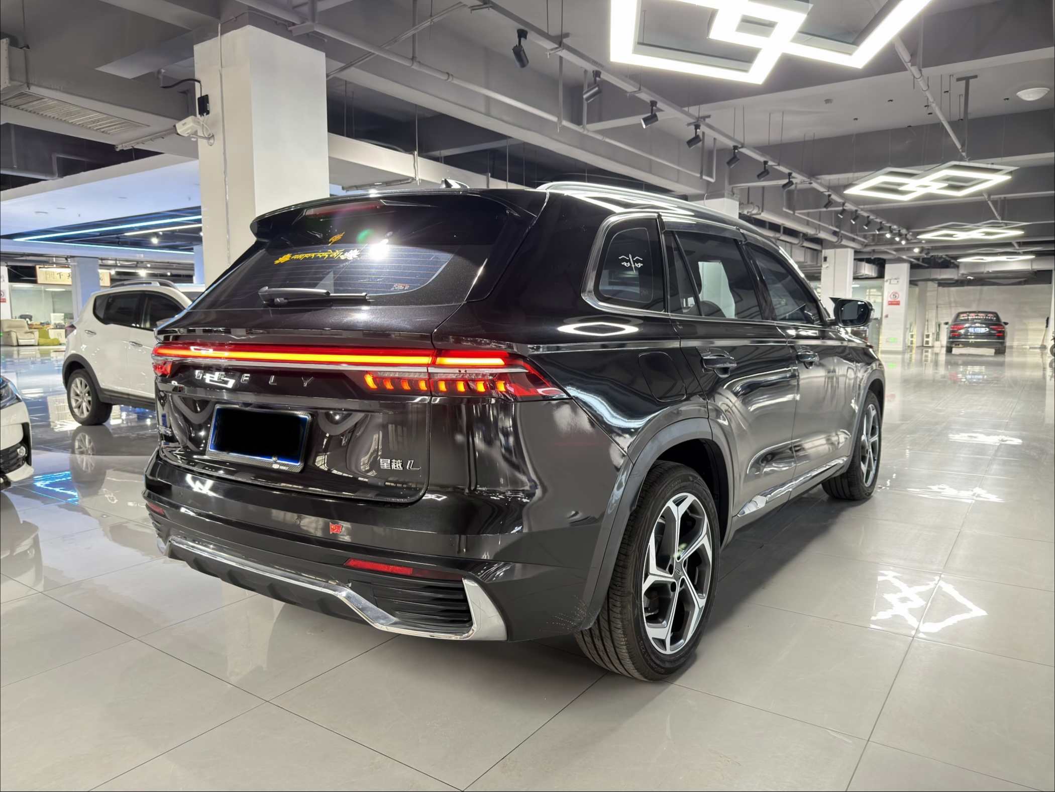 GEELY Monjaro 2022 car image #4