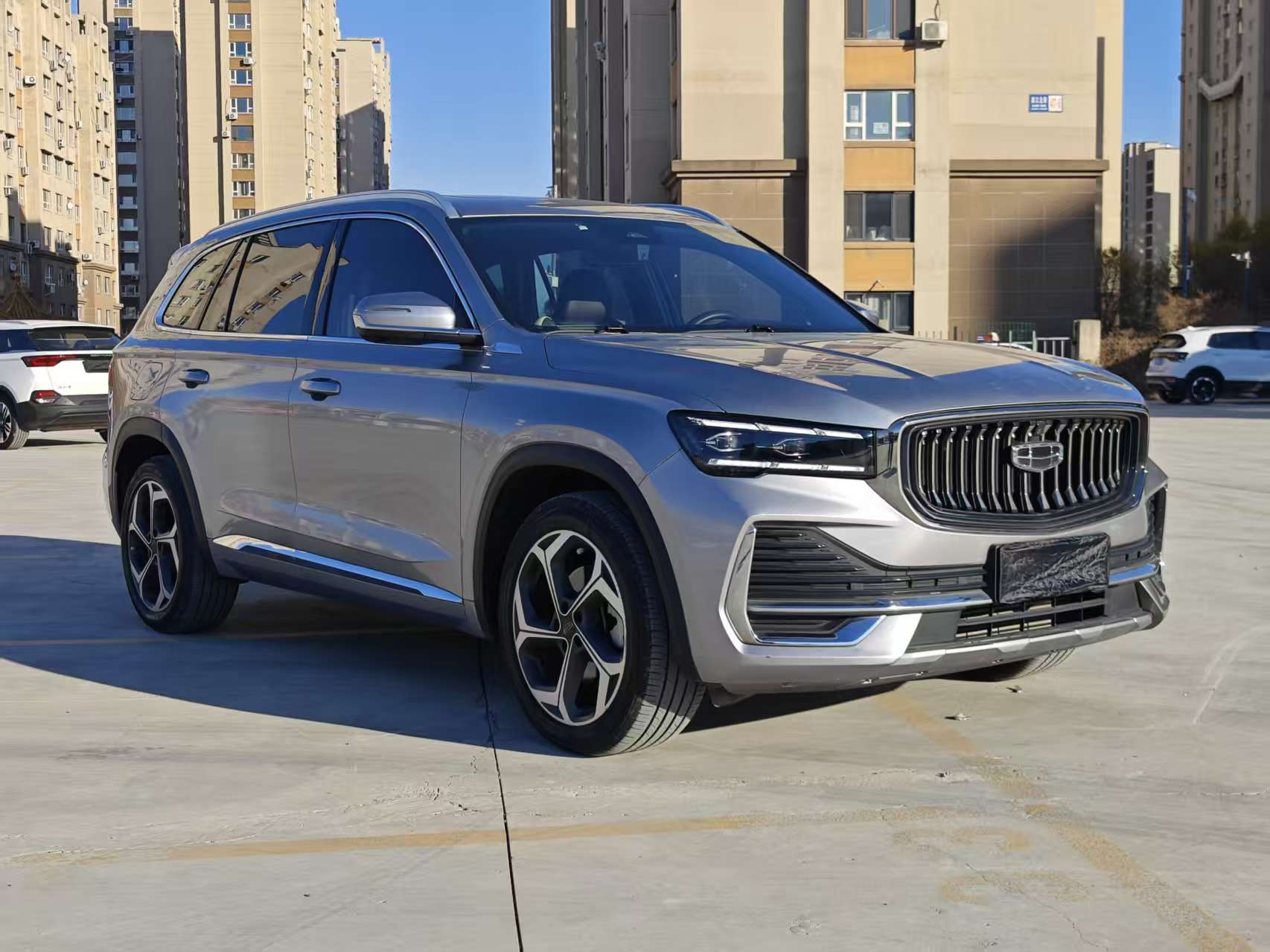 GEELY Tugella 2019 #4 GEELY Tugella 2019 car image #4