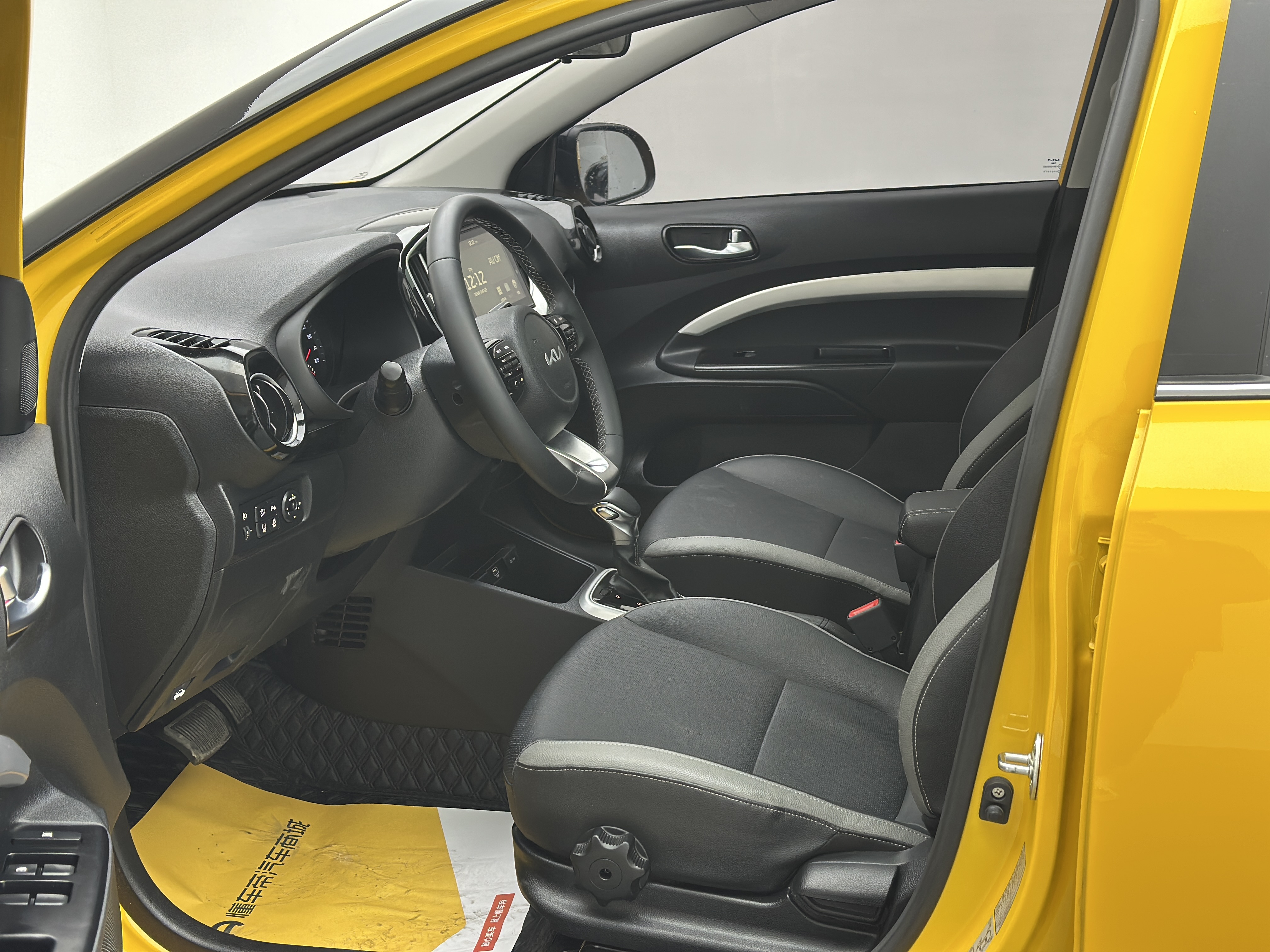 Kia KX1 2025 car image #4