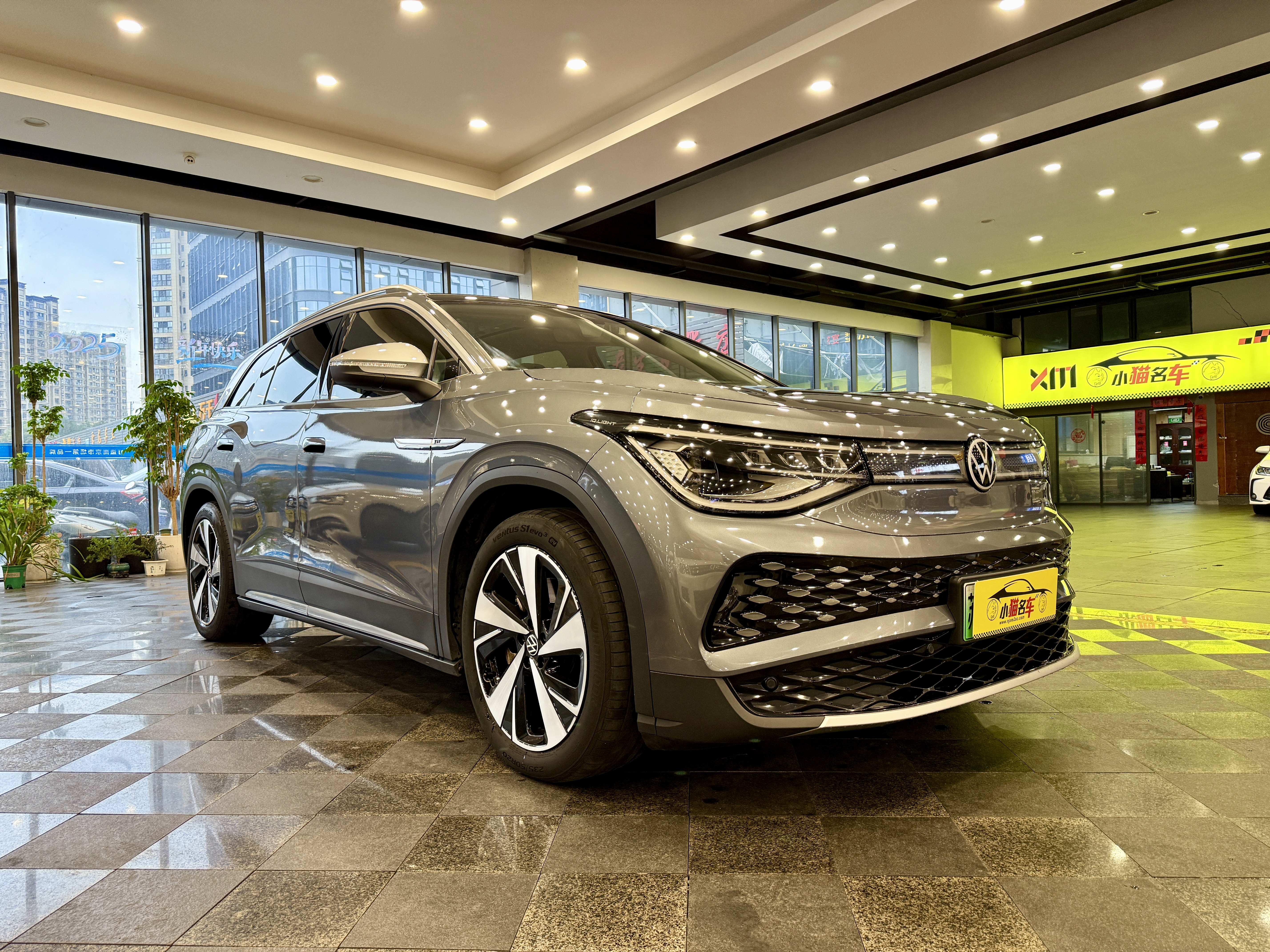 Volkswagen ID.6 X 2021 #4 Volkswagen ID.6 X 2021 car image #4