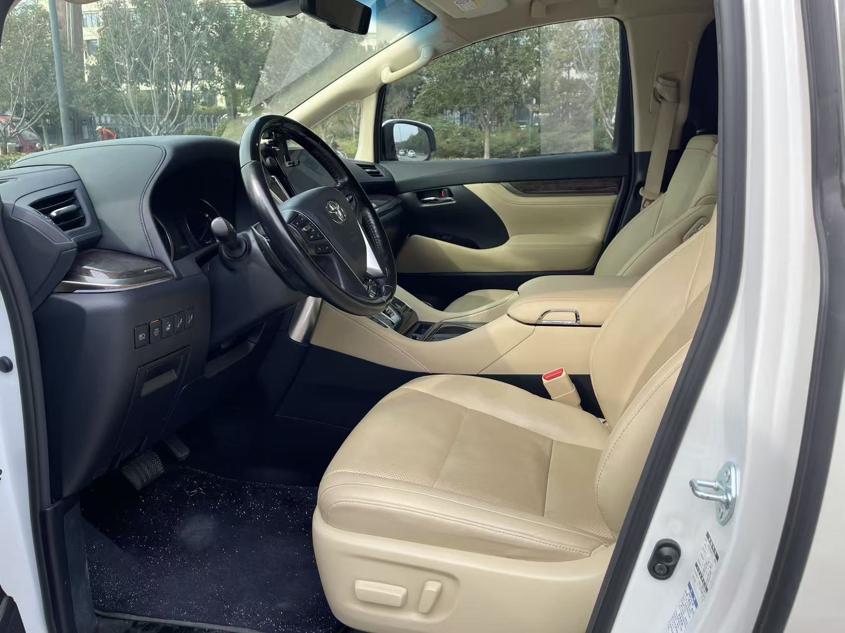 Toyota Vellfire 2022 #4 Toyota Vellfire 2022 immagine di auto #4