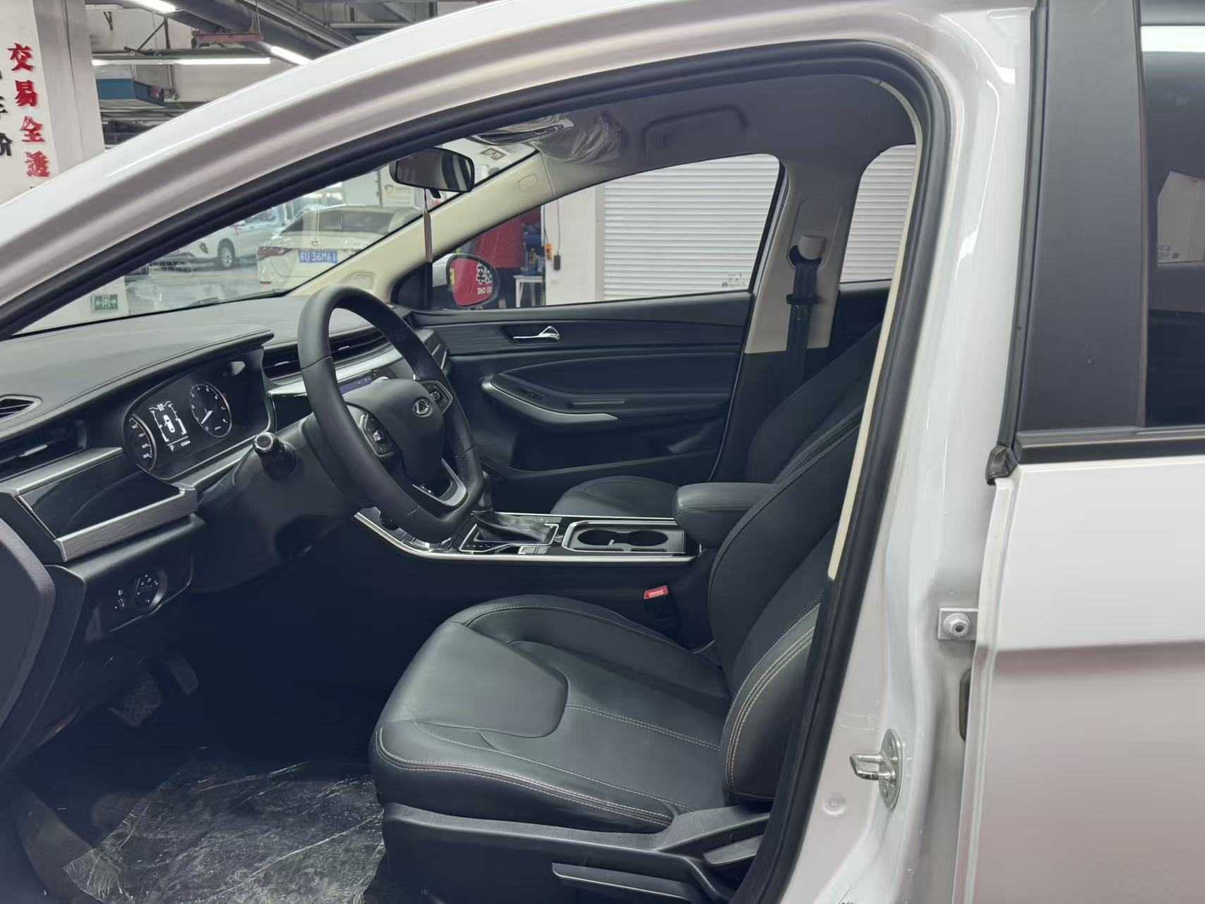 Chery Arrizo 5 2023 car image #4