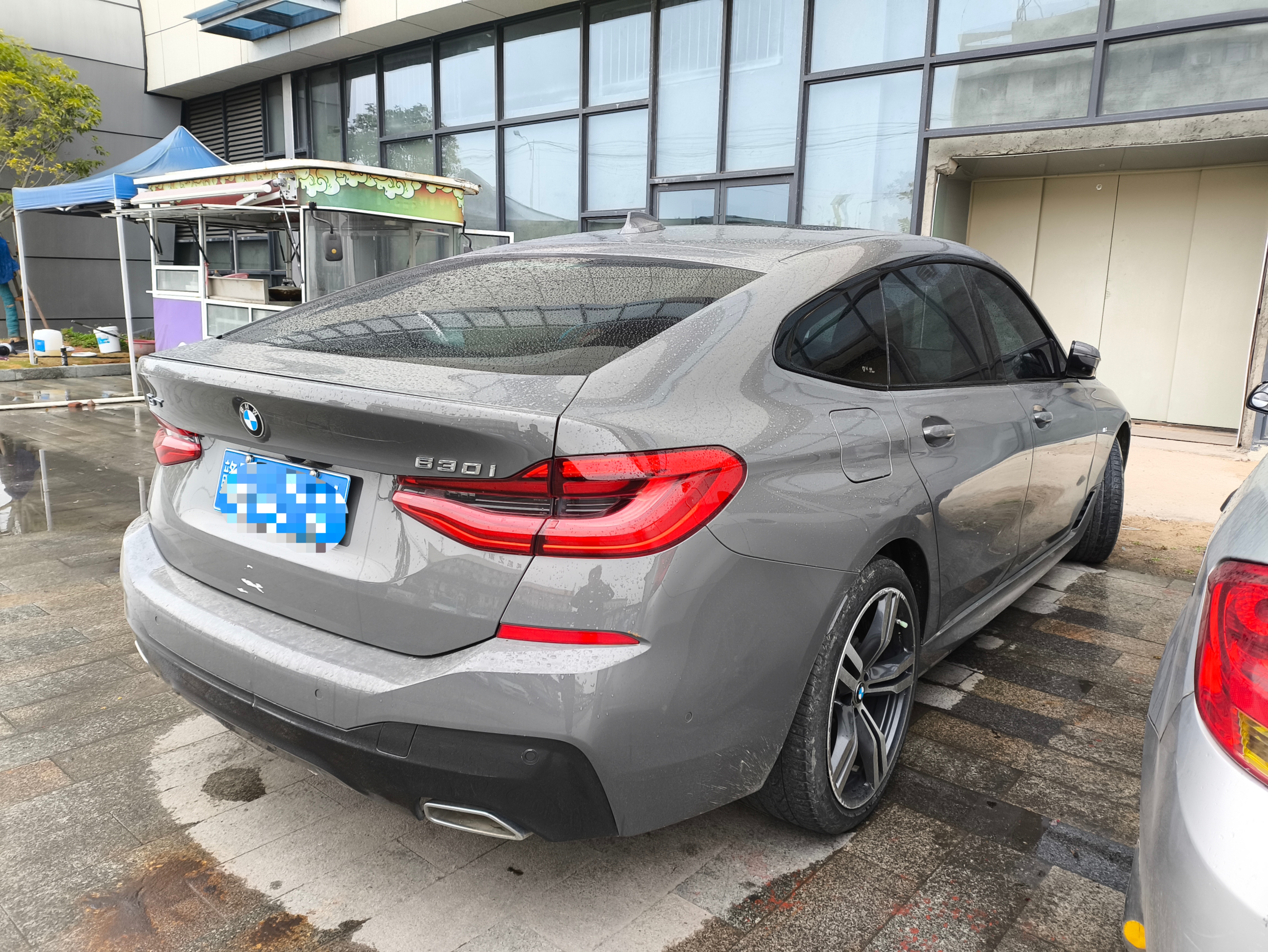 BMW 6 Series GT 2022 #4 BMW 6 Series GT 2022 car image #4