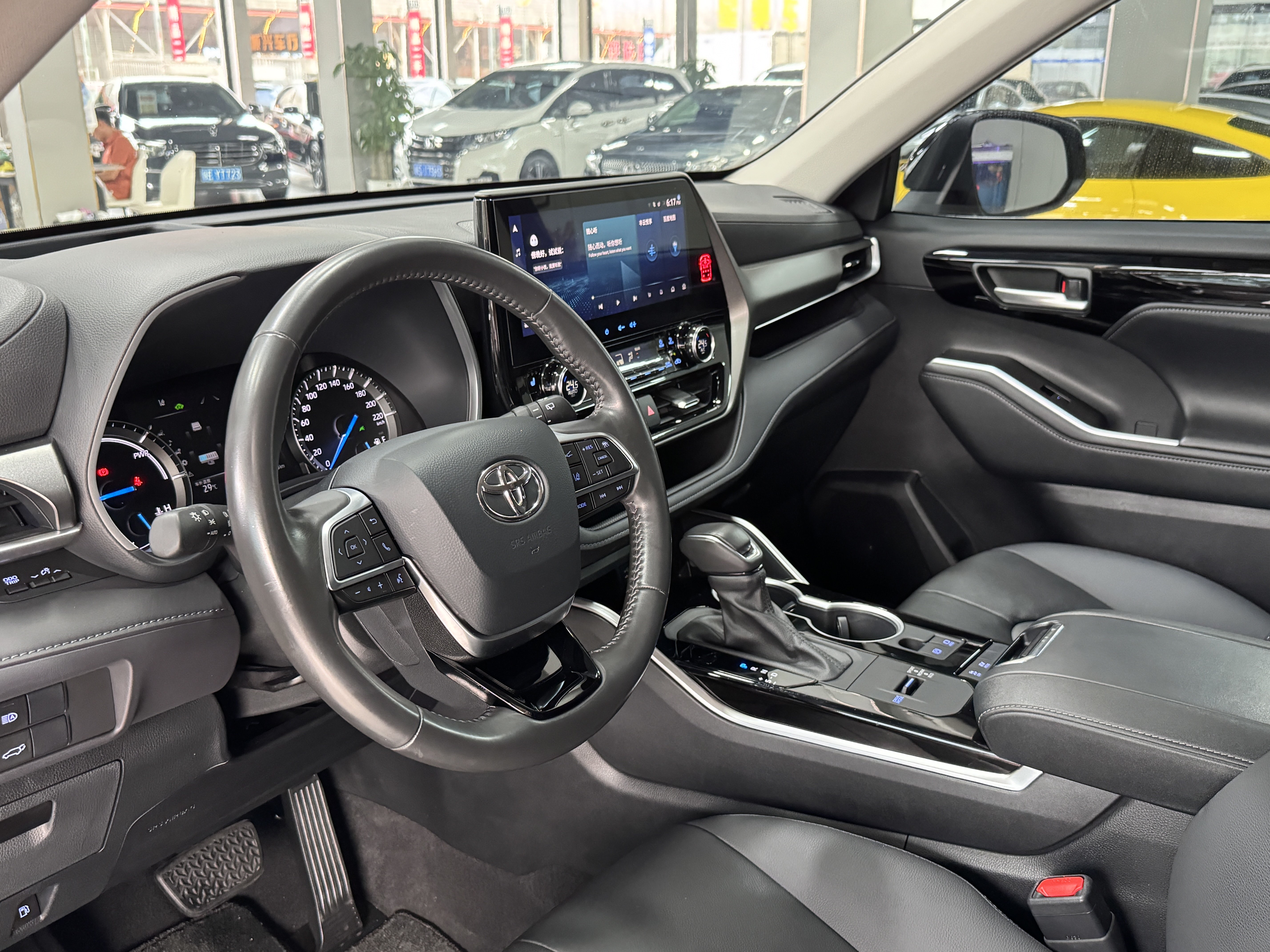 Toyota Highlander 2022 car image #4