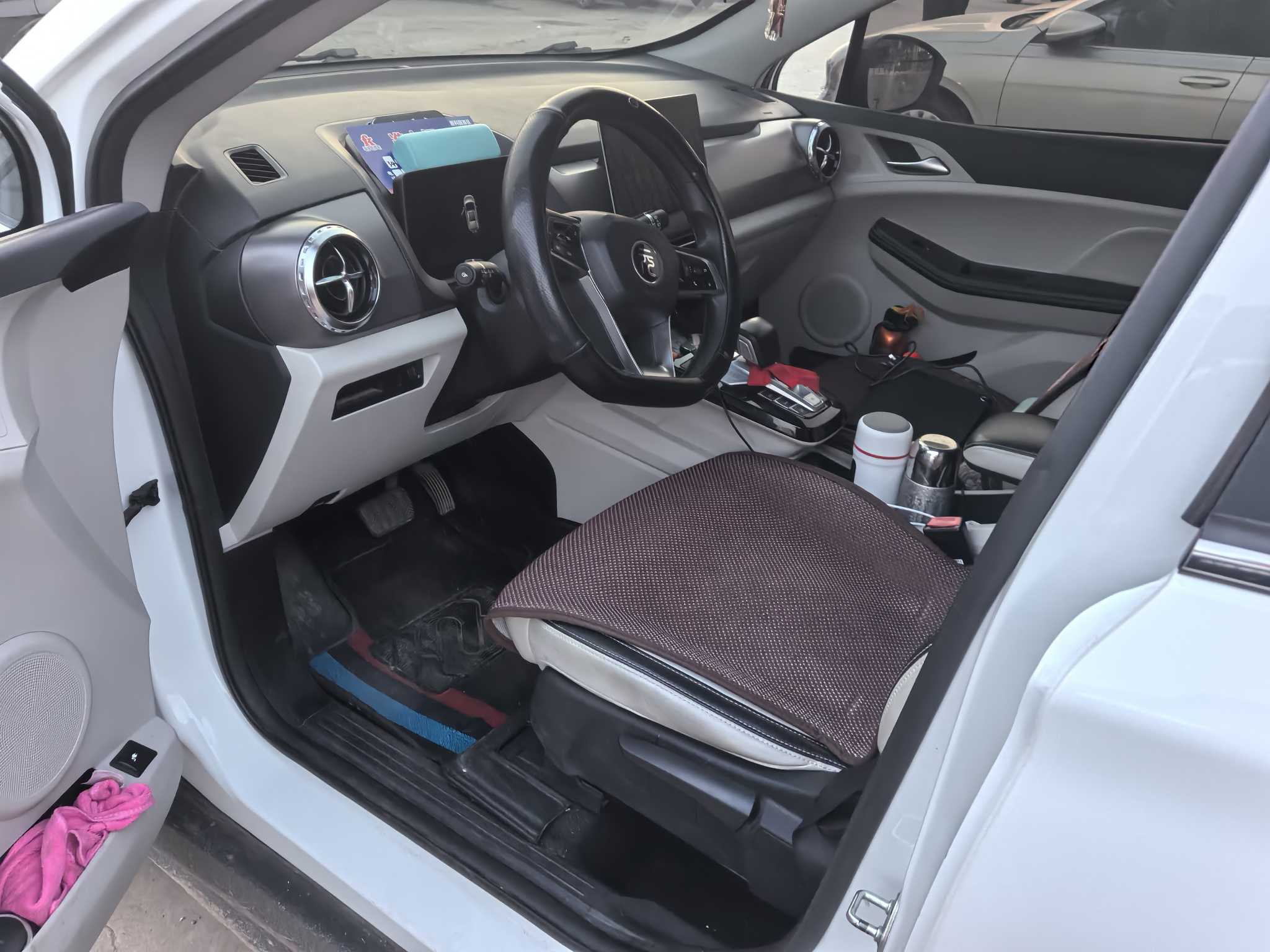 BYD Yuan Pro 2022 #4 BYD Yuan Pro 2022 car image #4