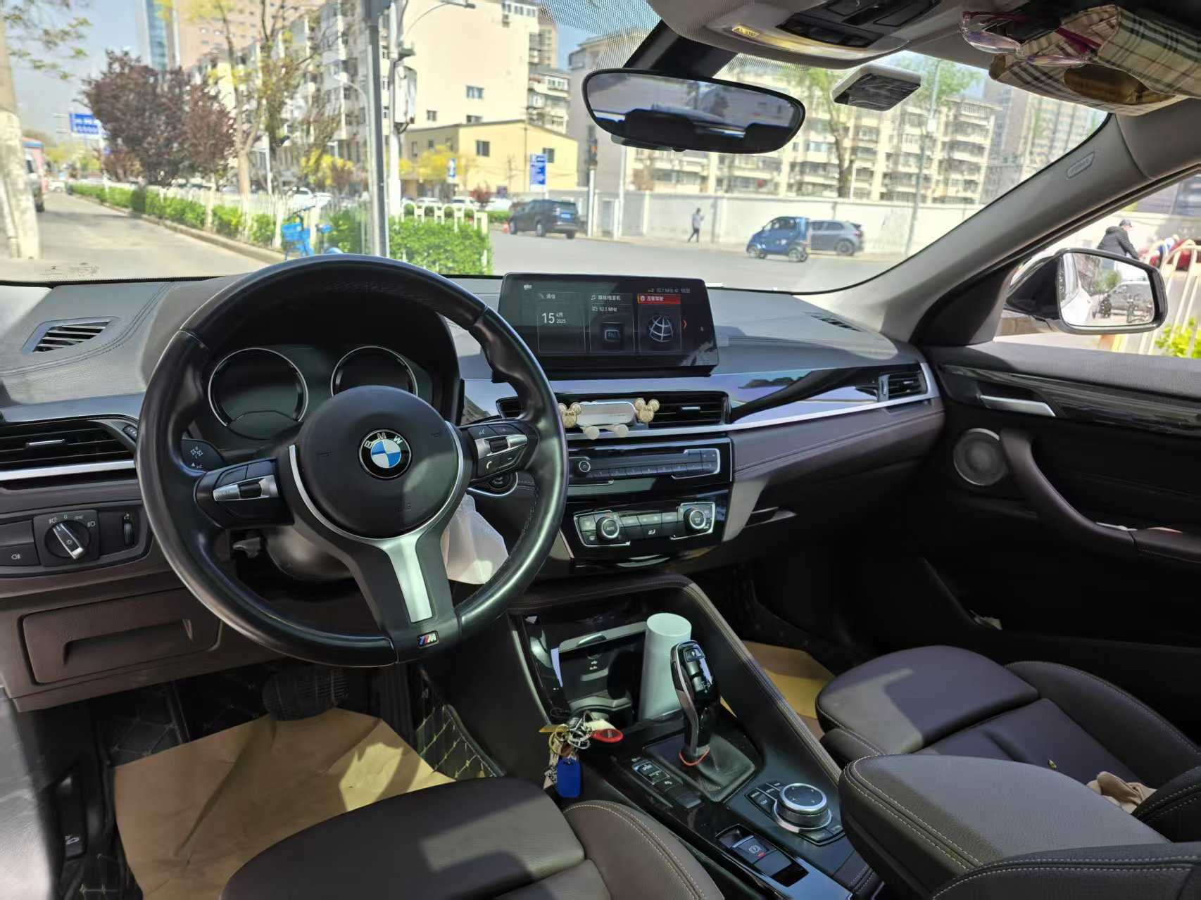 BMW X2 M35i 2022 #4 BMW X2 M35i 2022 car image #4