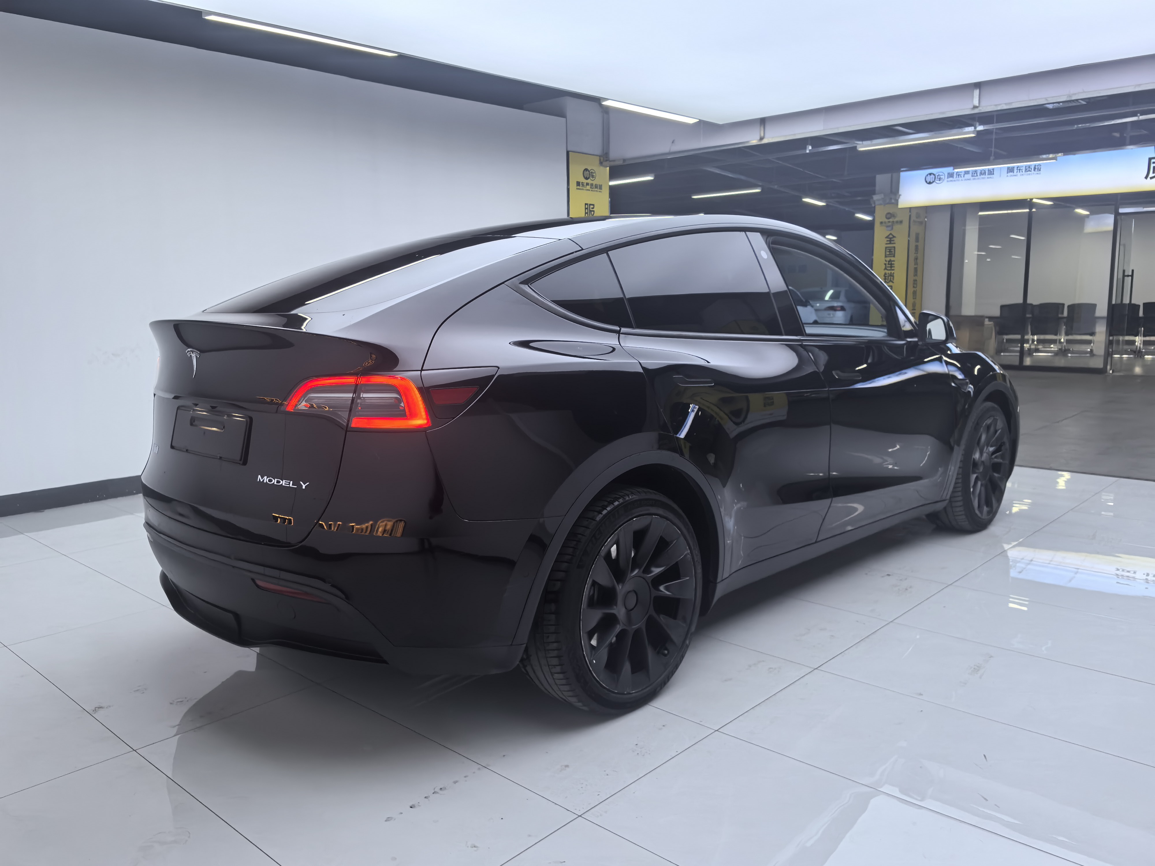 特斯拉 Model Y 2021 汽车图片 #4
