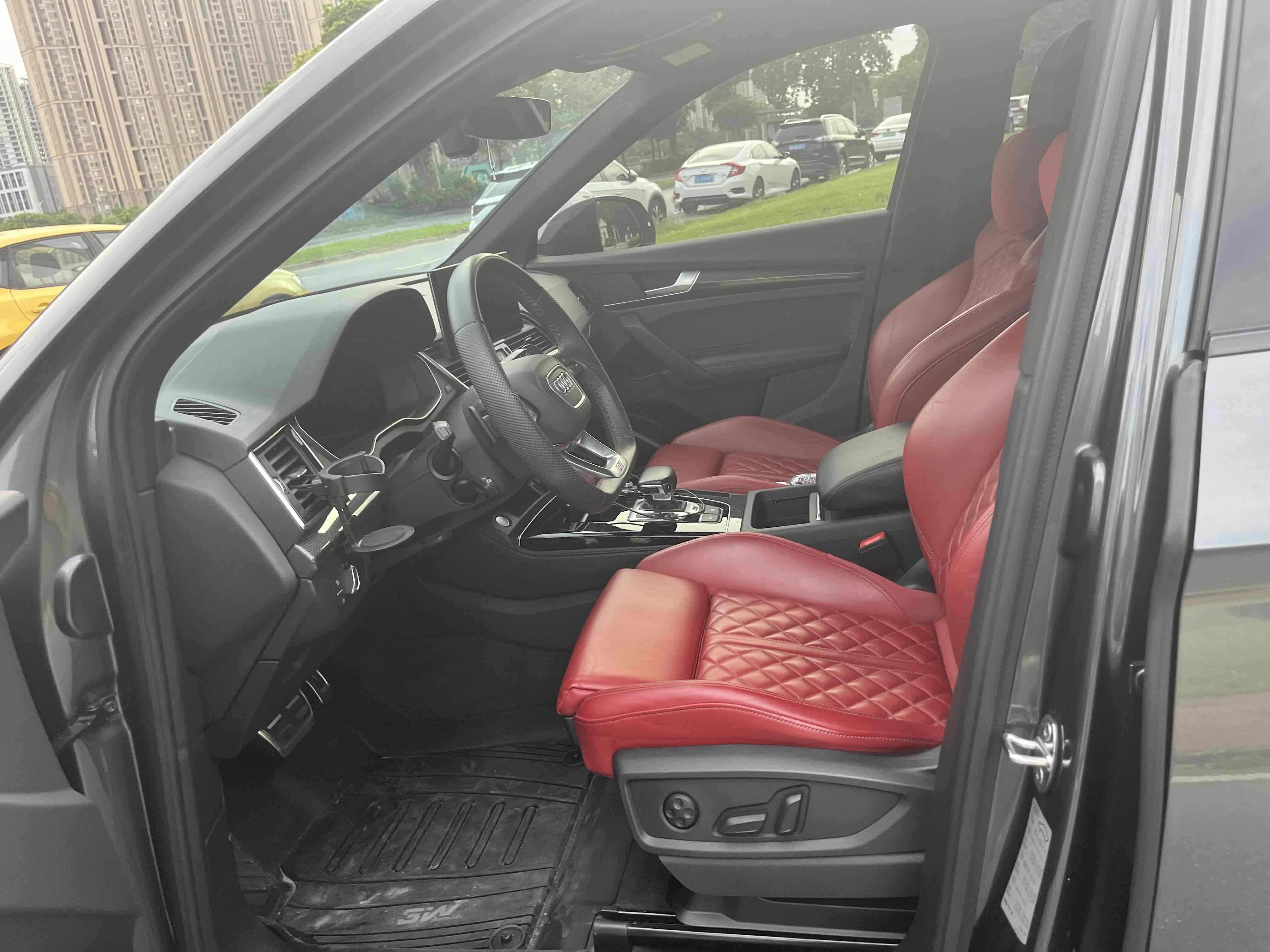 Audi SQ5 2023 imagem de carro #4