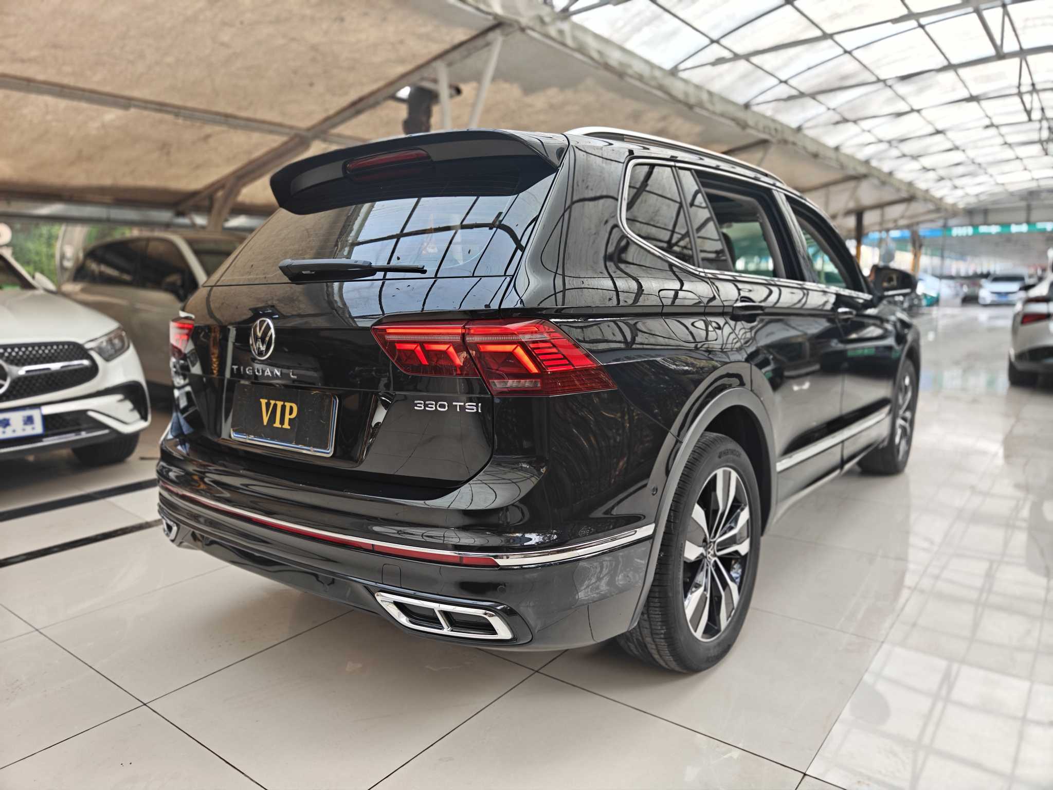 Volkswagen Tiguan L 2022 #4 Volkswagen Tiguan L 2022 car image #4