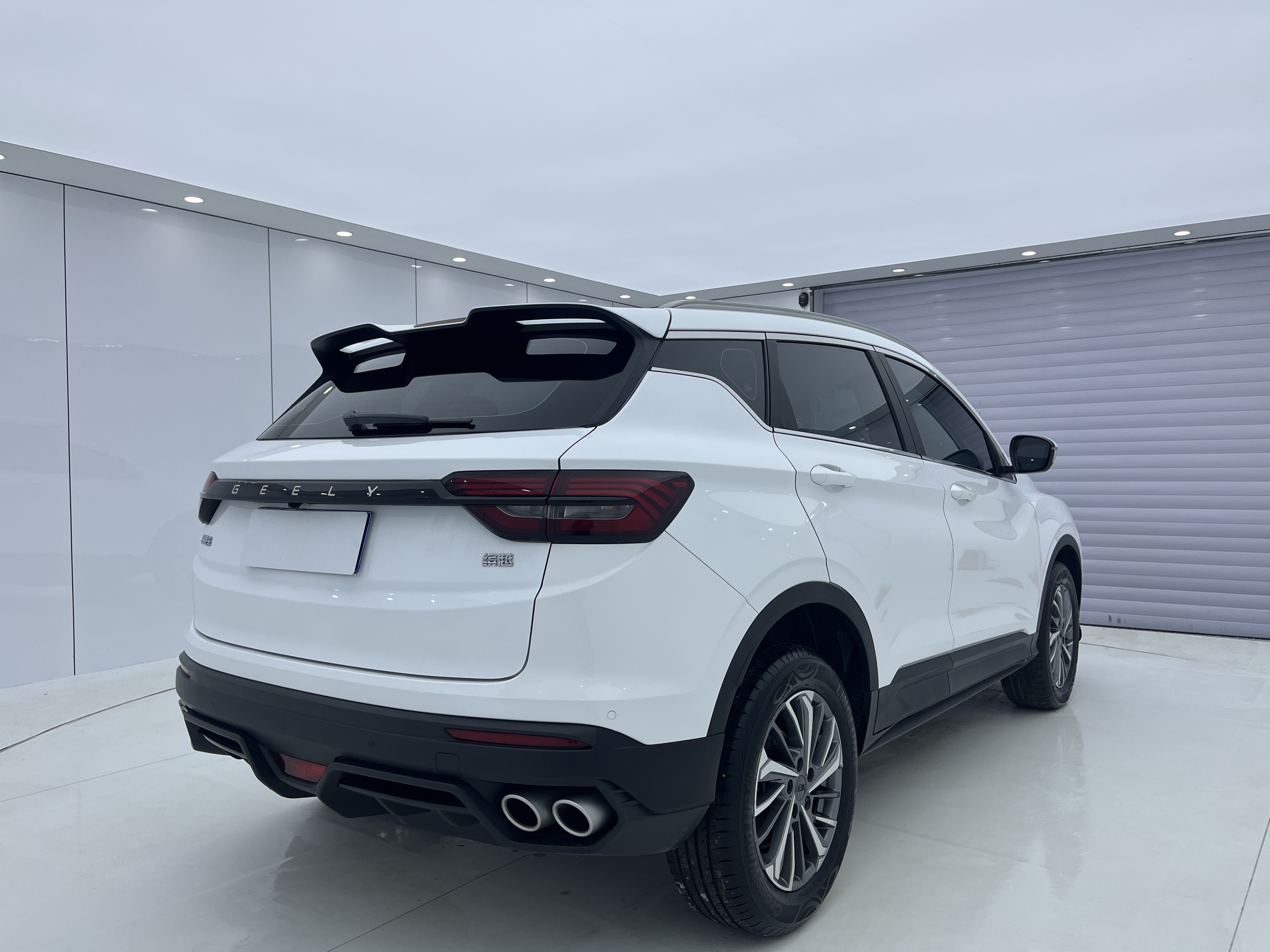 GEELY Coolray 2022 car image #4