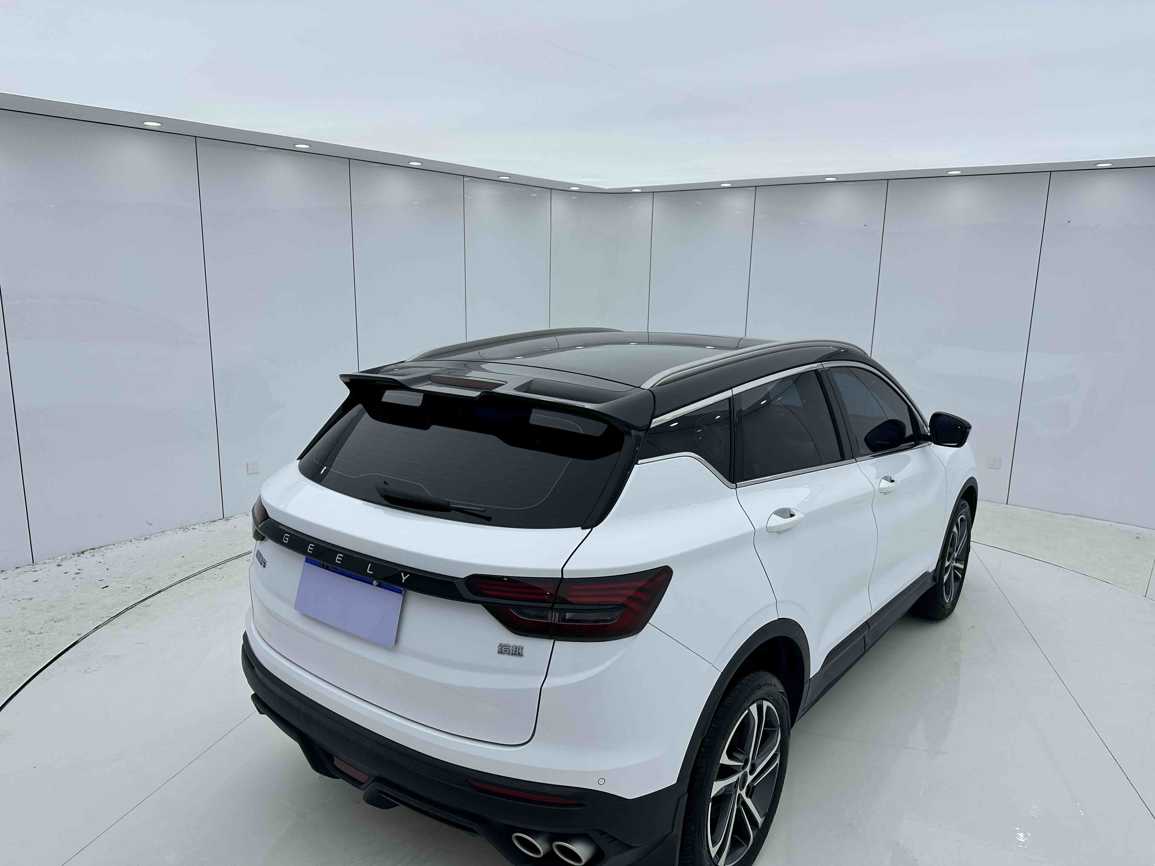 GEELY Coolray 2022 #4 GEELY Coolray 2022 car image #4