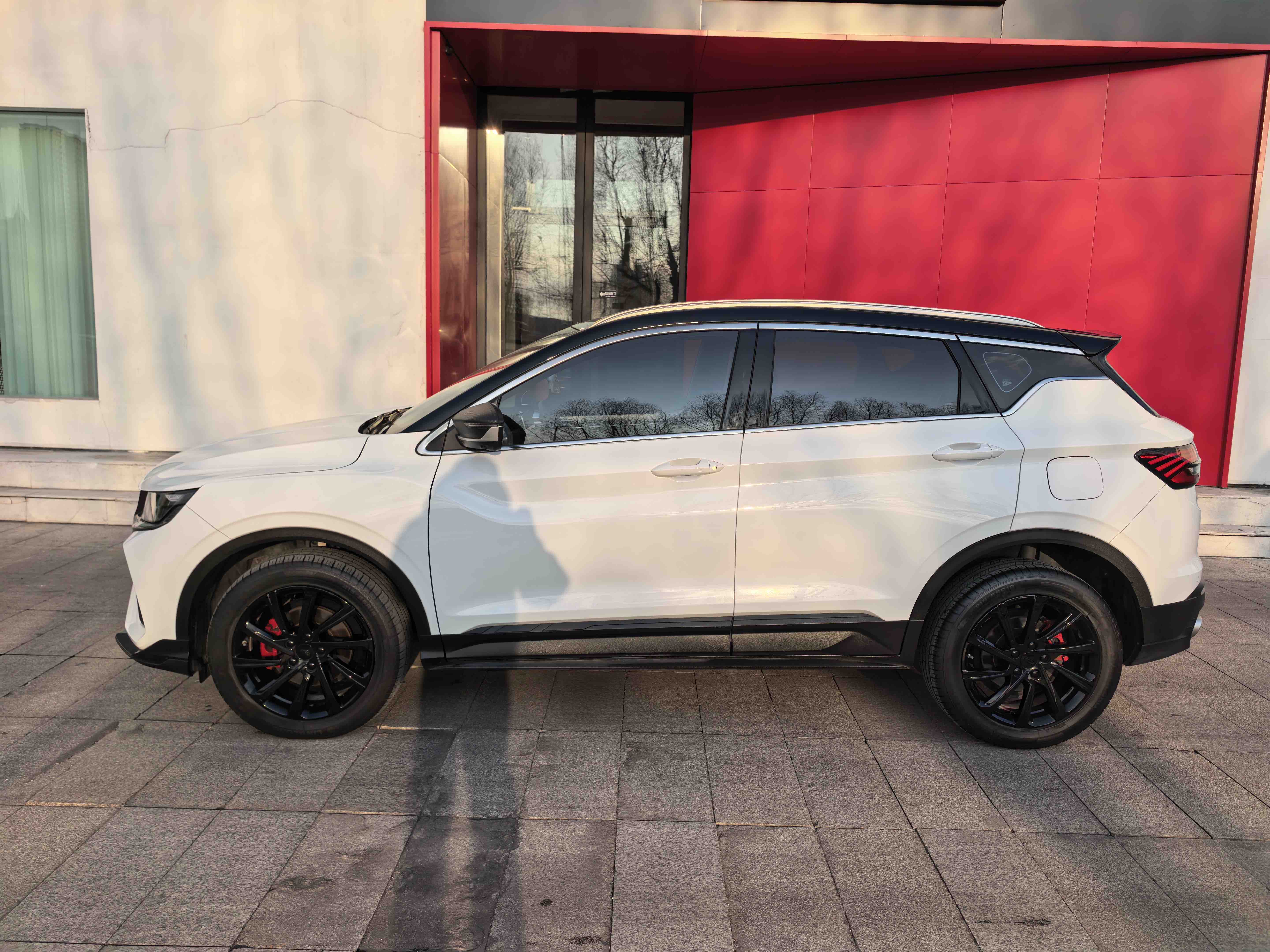 GEELY Coolray 2022 #4 GEELY Coolray 2022 car image #4