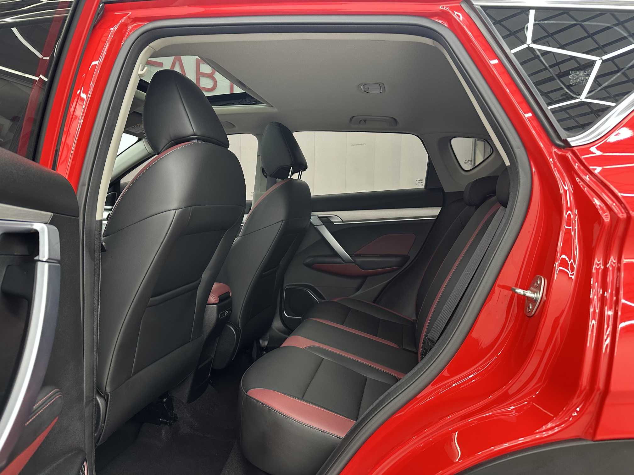 GEELY Coolray 2023 car image #4