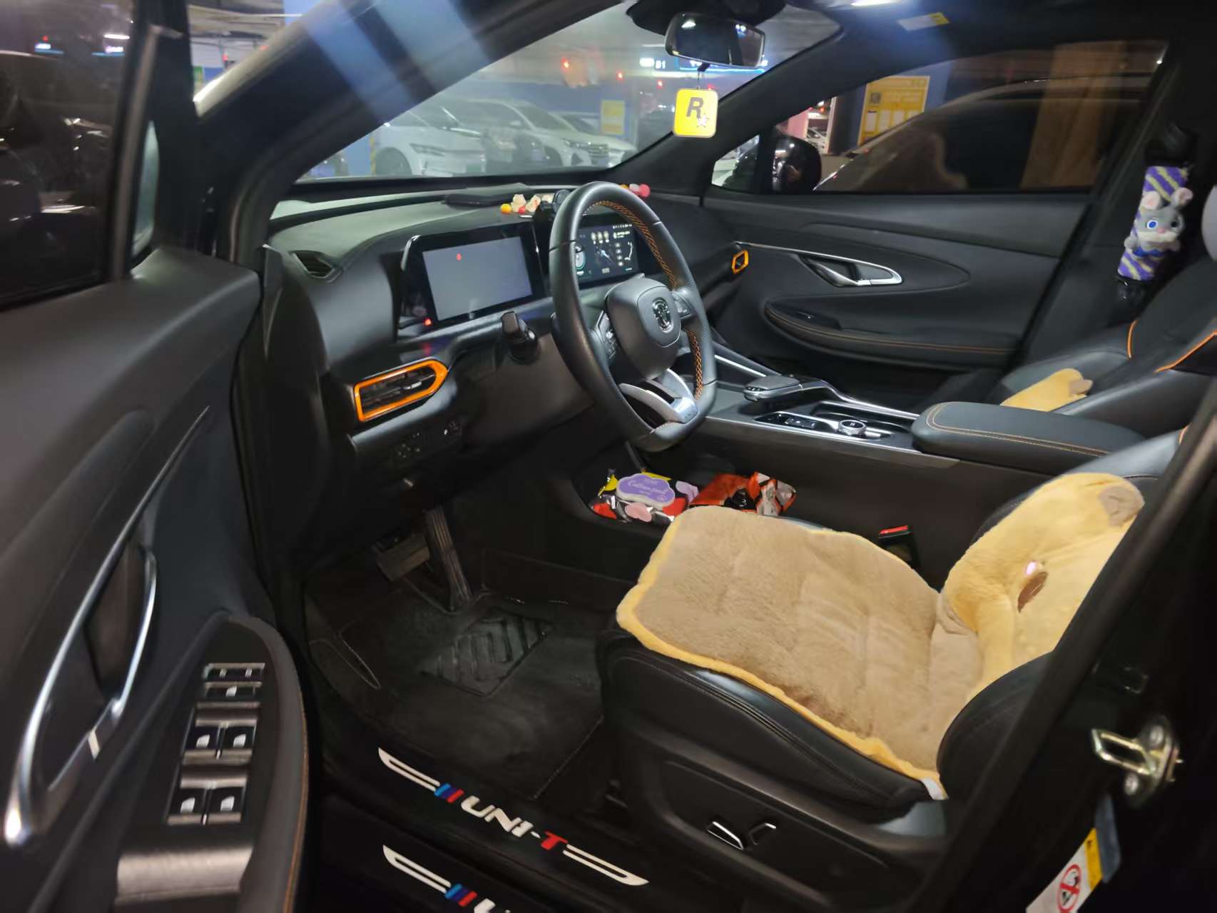 Changan UNI-T 2022 car image #4