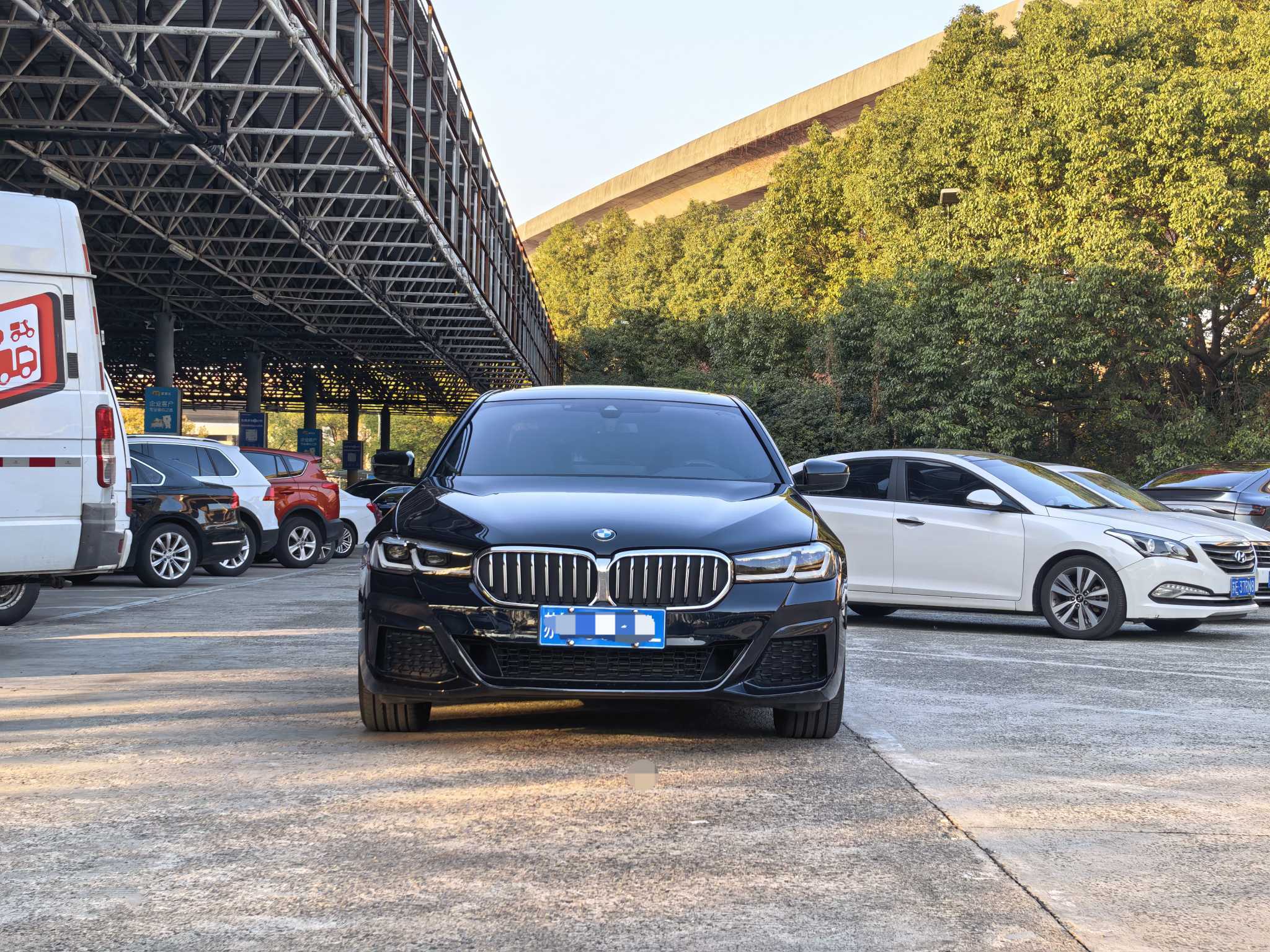 BMW 5 Series 2022 #4 BMW 5 Series 2022 car image #4