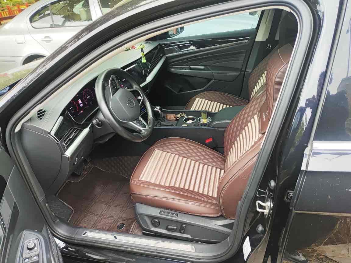 Volkswagen Passat 2022 car image #4