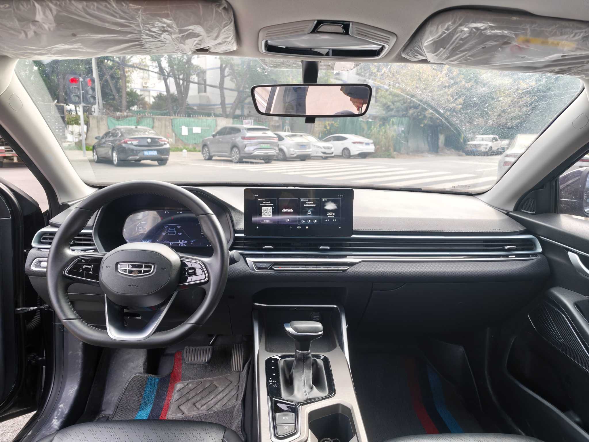 GEELY Emgrand 2022 car image #4