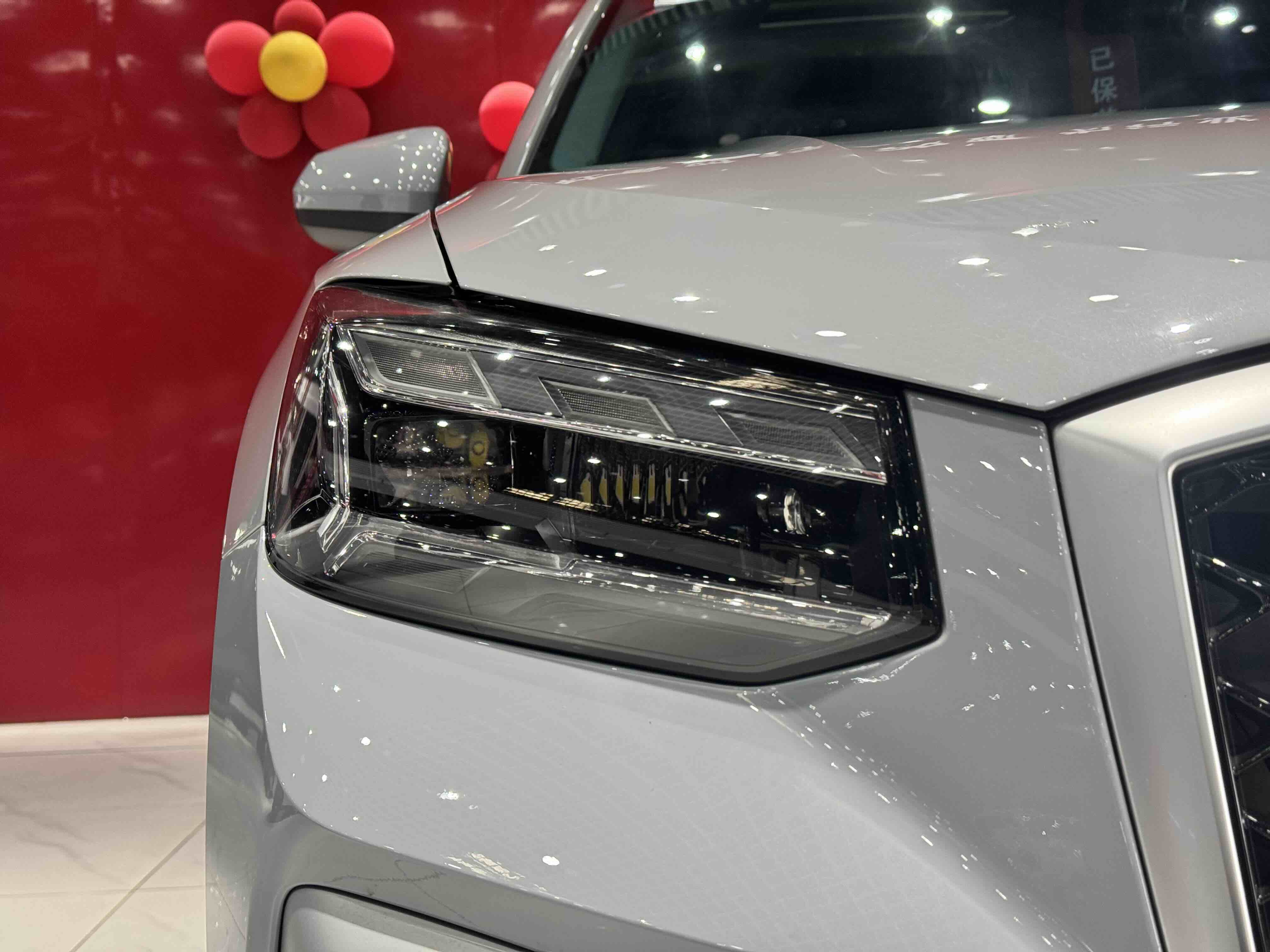 Audi Q2L 2022 imagen de coche #4