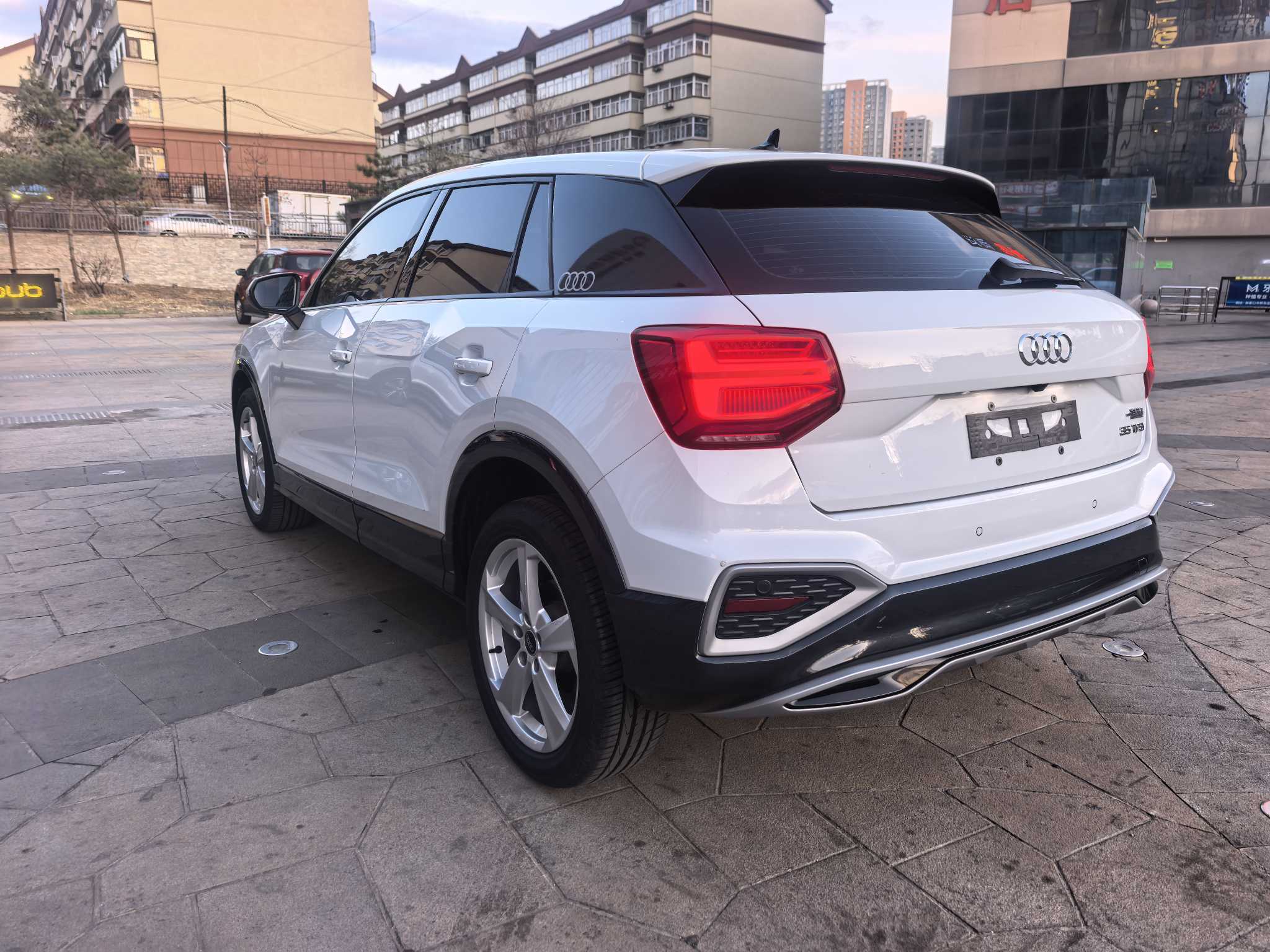 Audi Q2L 2023 imagem de carro #4
