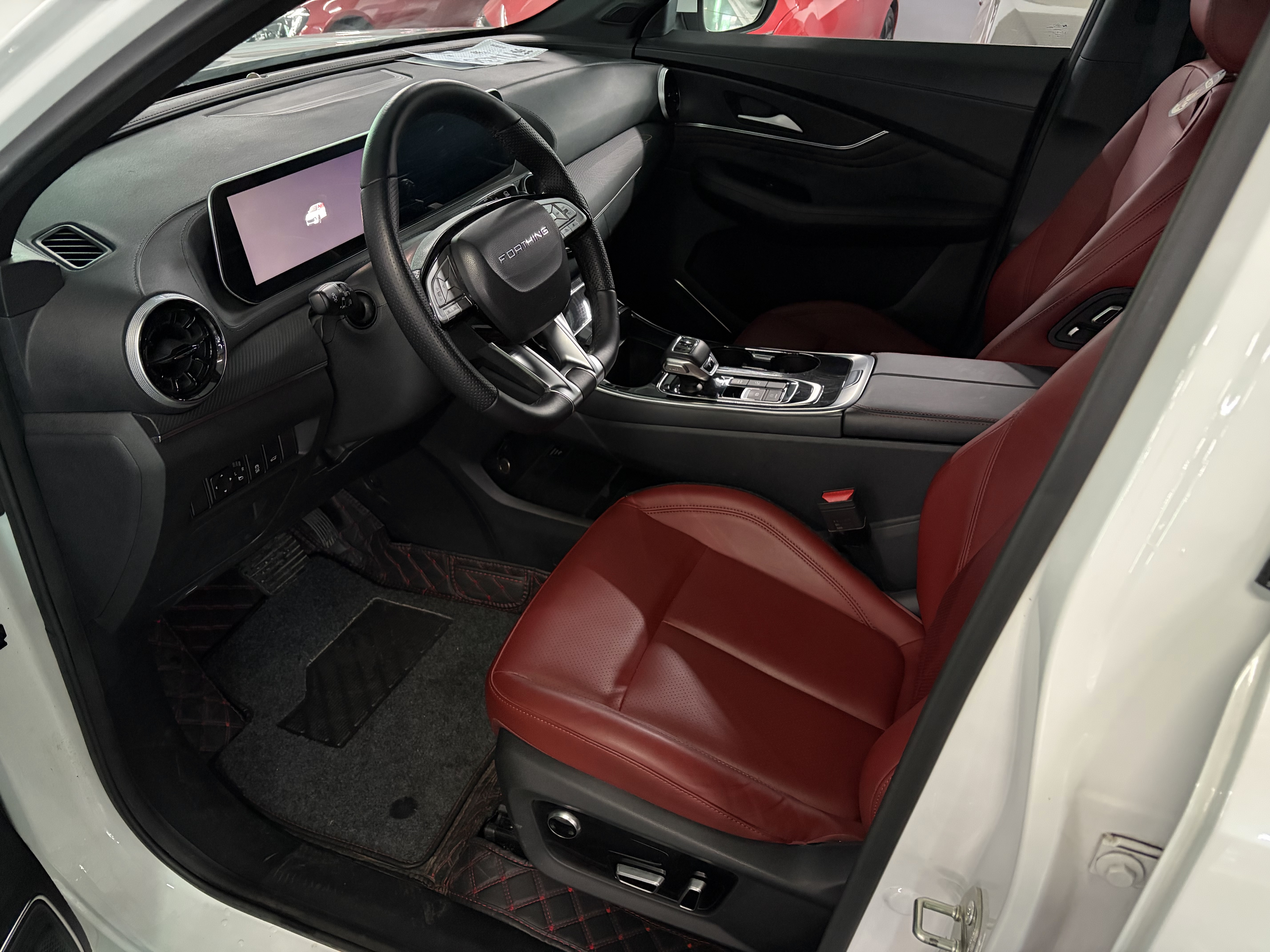 T5 EVO 2022 car image #4