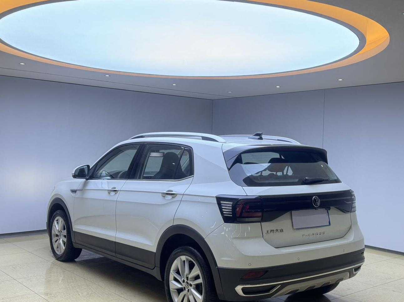 Volkswagen T-Cross 2023 #4 Volkswagen T-Cross 2023 car image #4