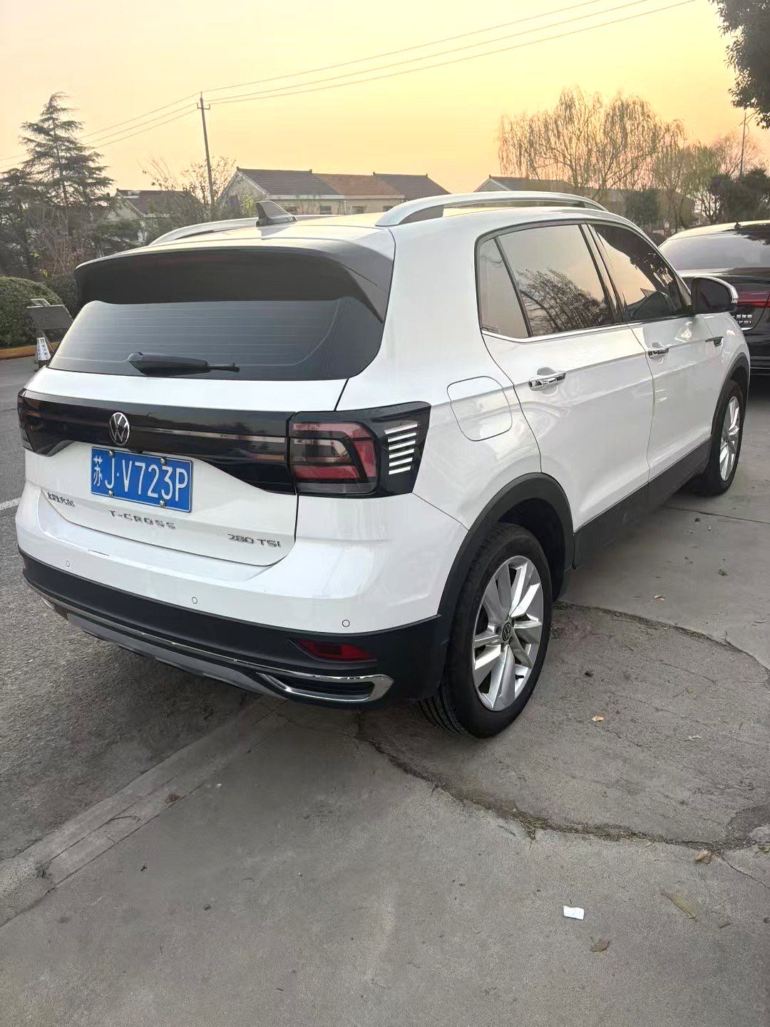 Volkswagen T-Cross 2021 #4 Volkswagen T-Cross 2021 car image #4