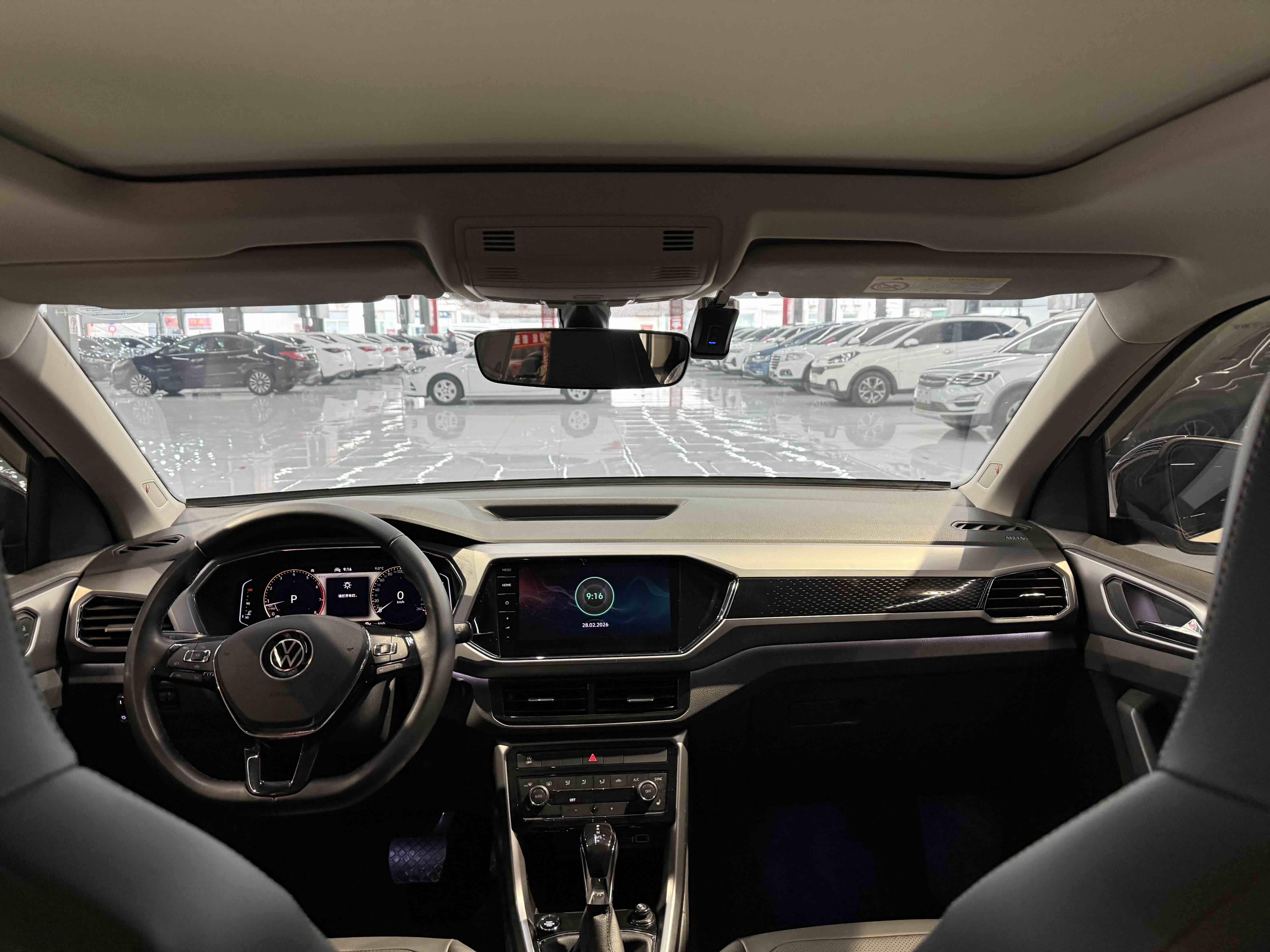 Volkswagen T-Cross 2022 car image #4