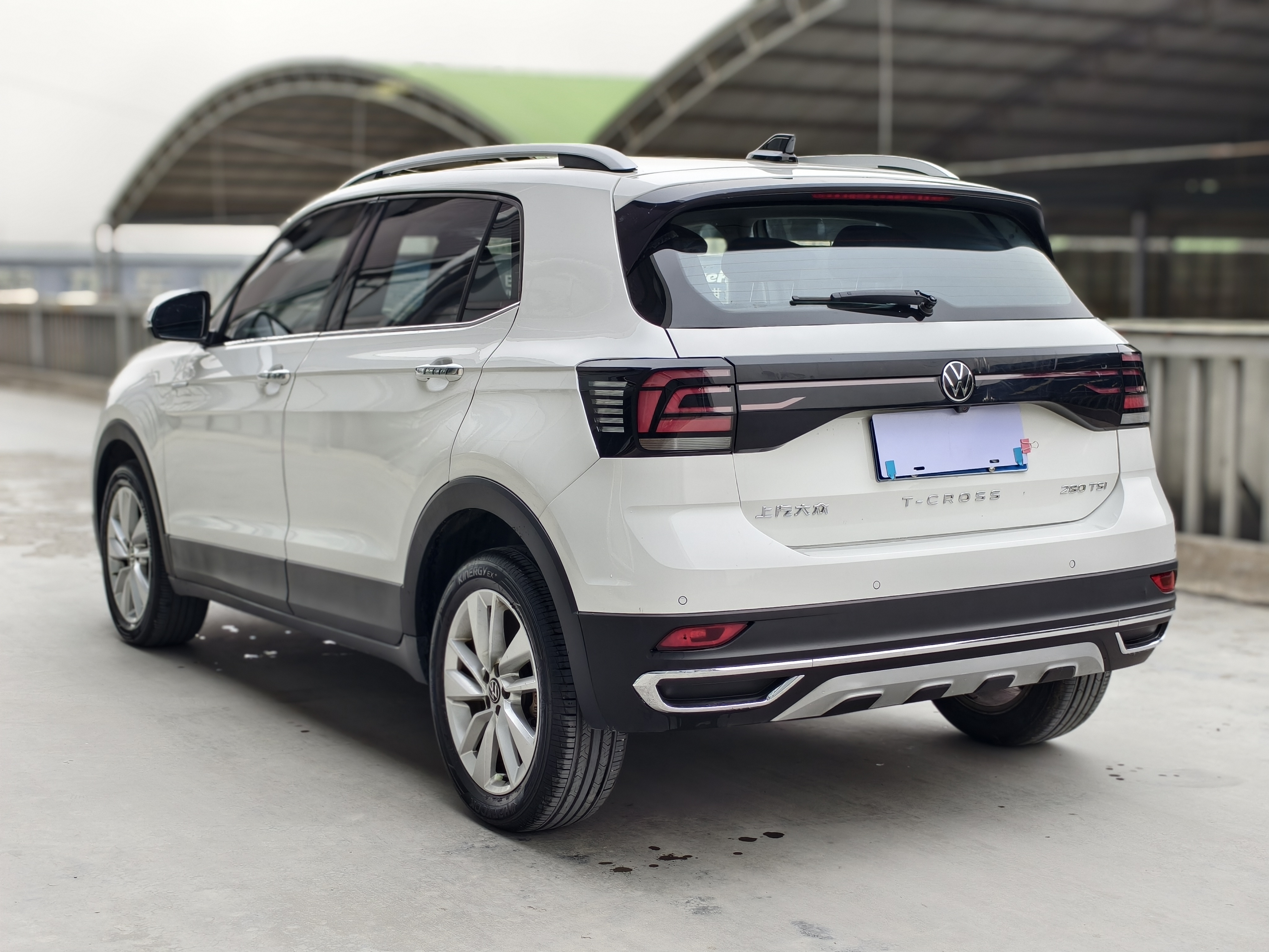 Volkswagen T-Cross 2023 #4 Volkswagen T-Cross 2023 car image #4