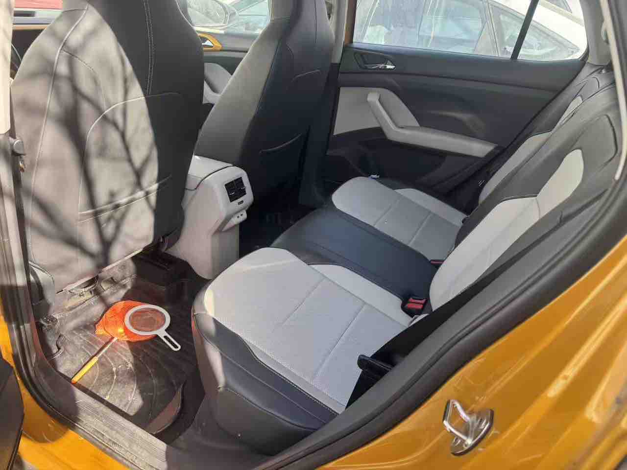 Volkswagen T-Cross 2022 #4 Volkswagen T-Cross 2022 car image #4