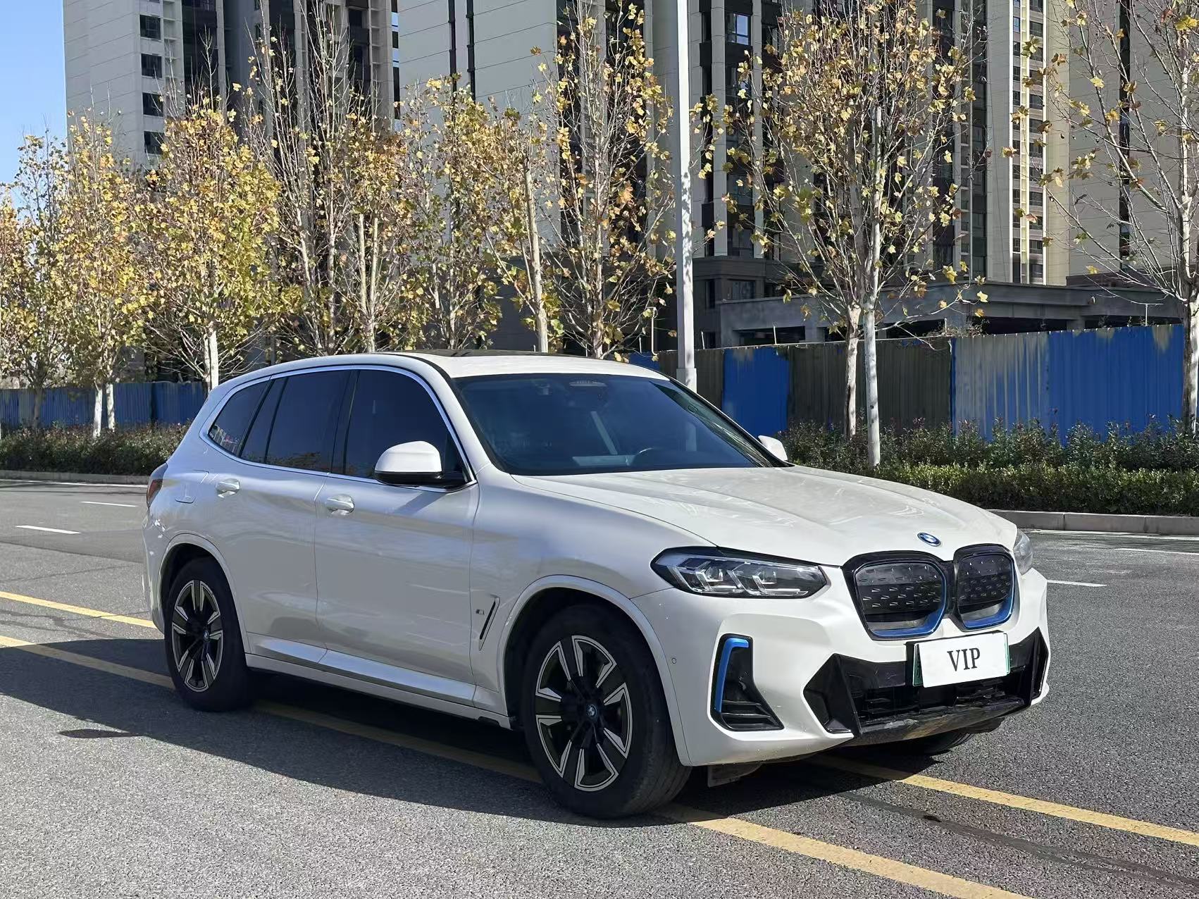 BMW iX3 2022 car image #4