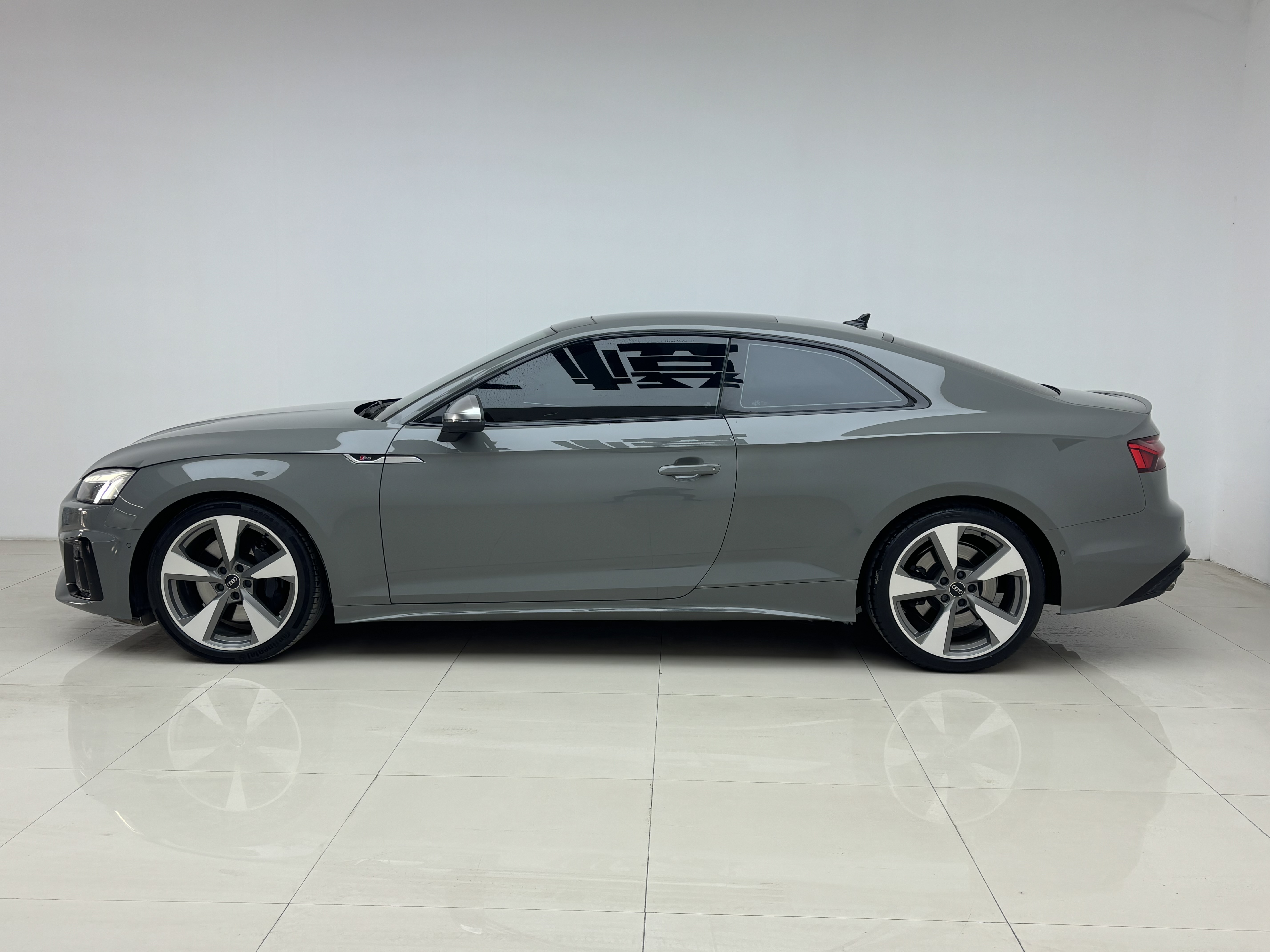 Audi S5 2023 #4 Audi S5 2023 صورة سيارة #4