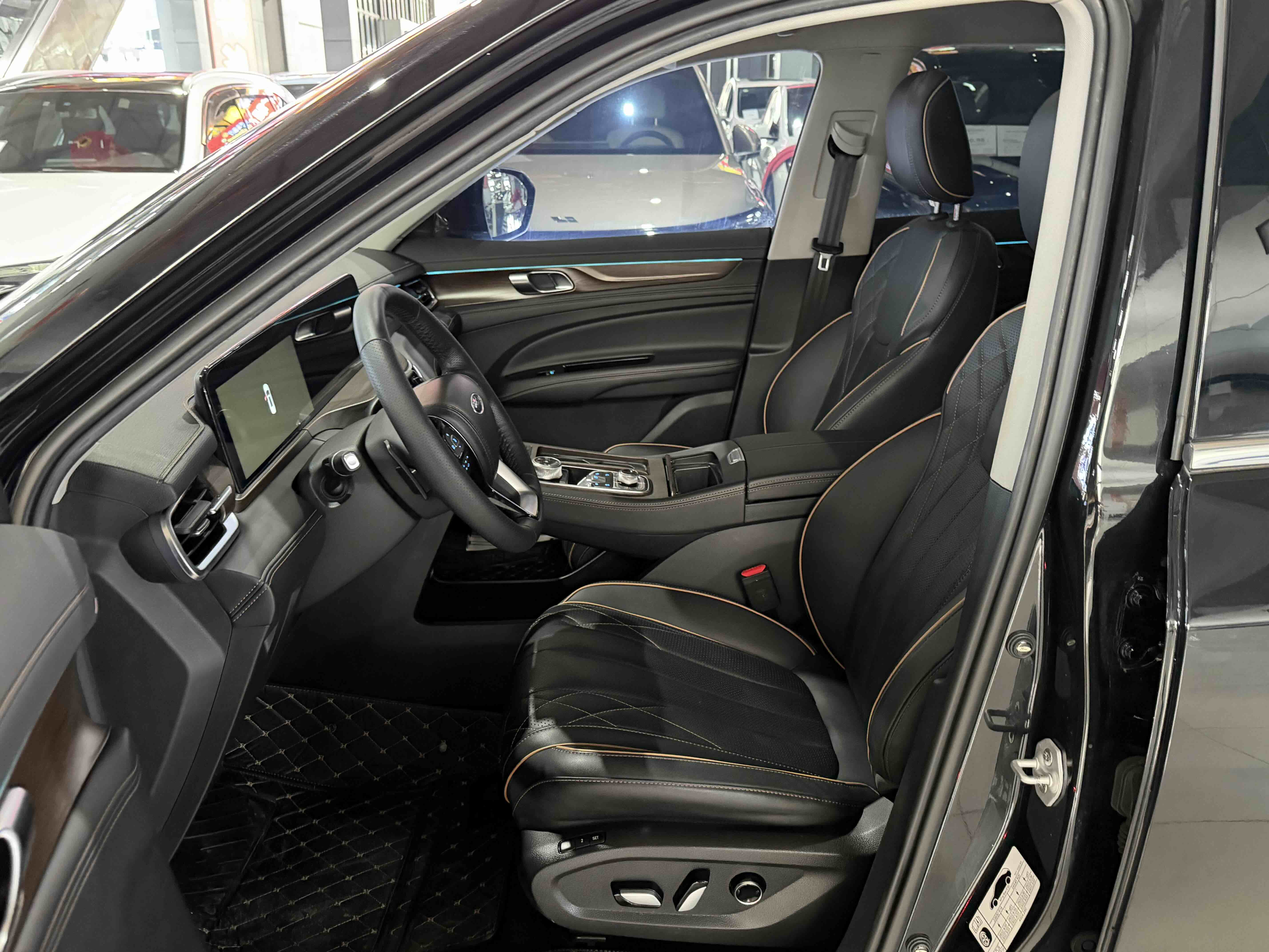 Ford Equator 2022 صورة سيارة #4