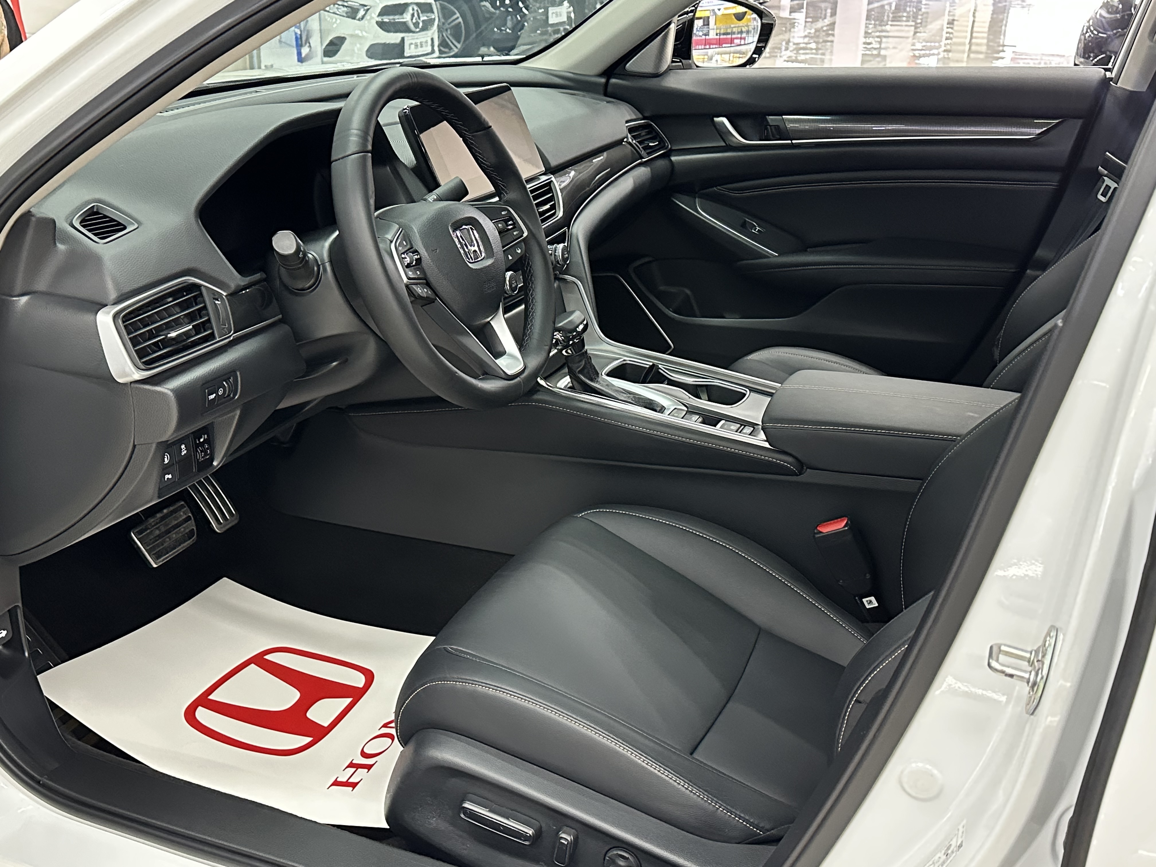 Honda Accord 2023 car image #4