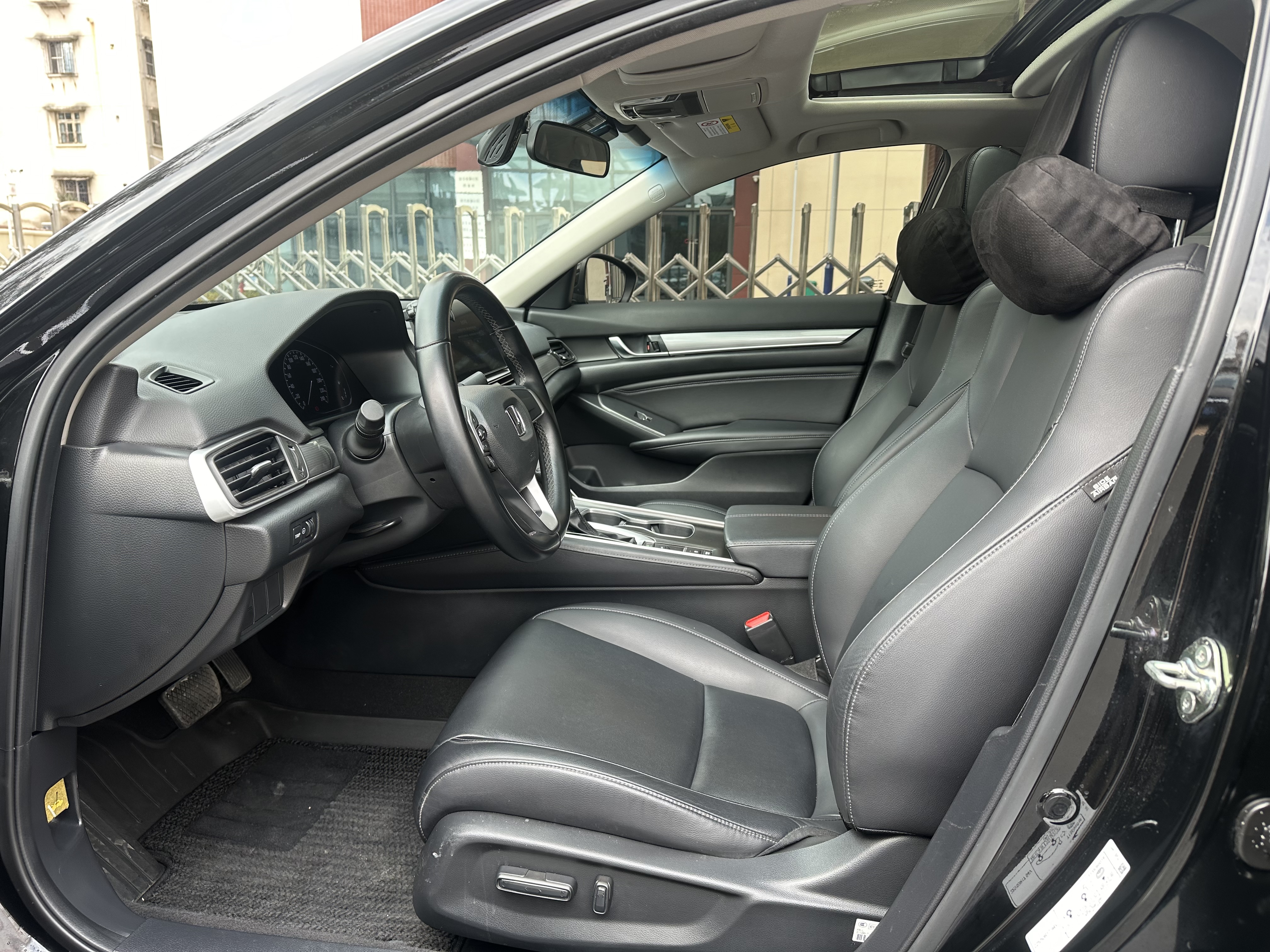 Honda Accord 2022 #4 Honda Accord 2022 car image #4