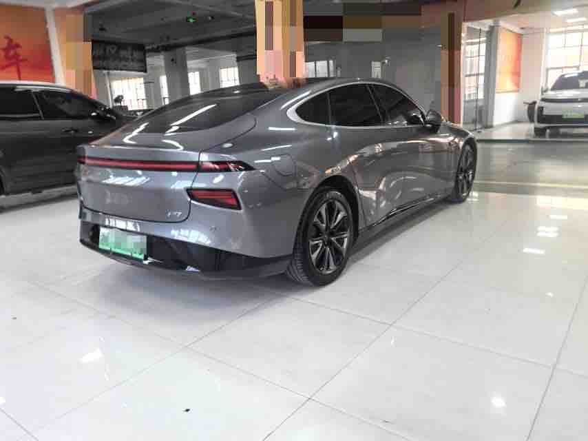 Xpeng P7 2021 صورة سيارة #4