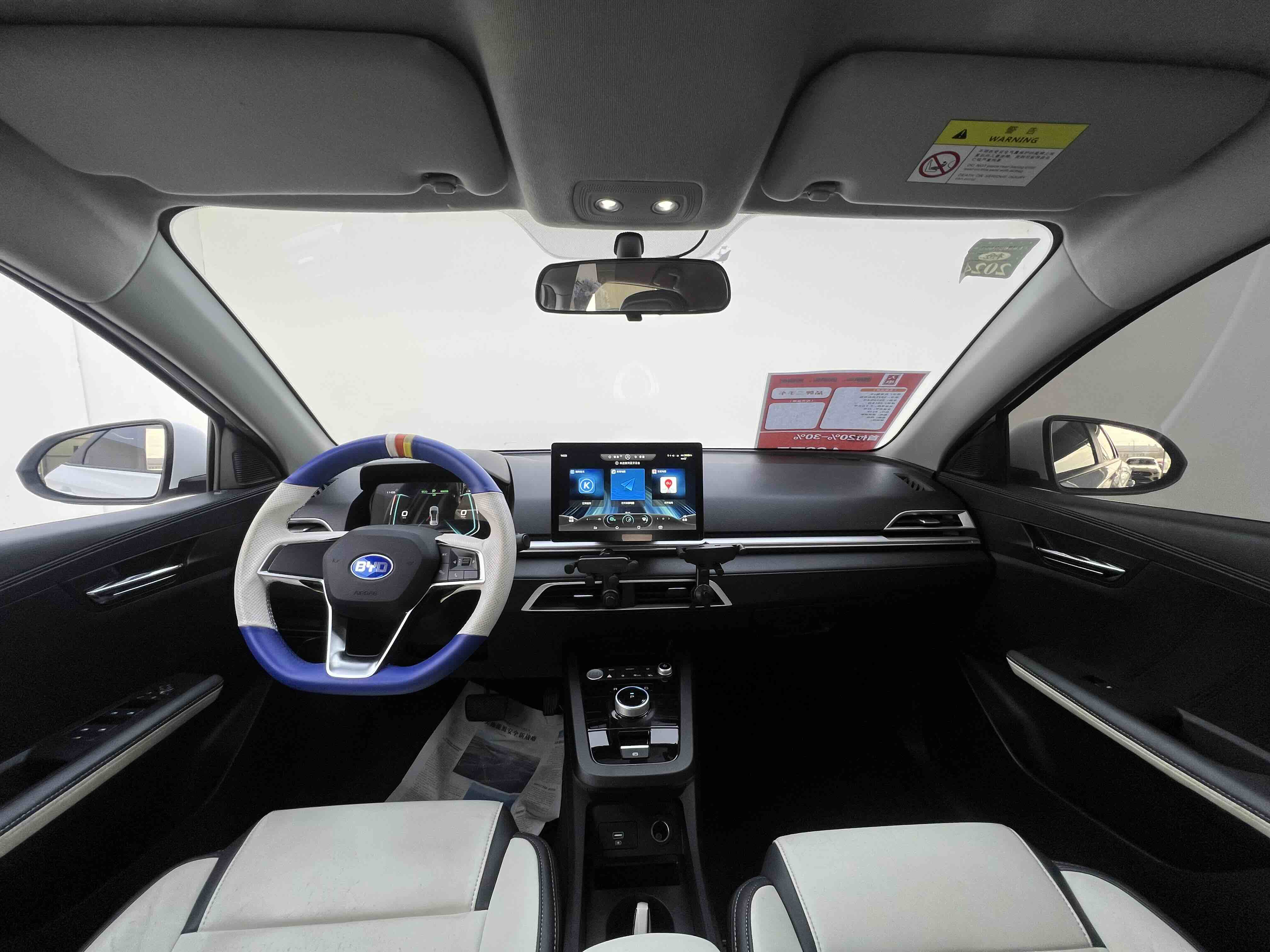 BYD e2 2022 imagem de carro #4