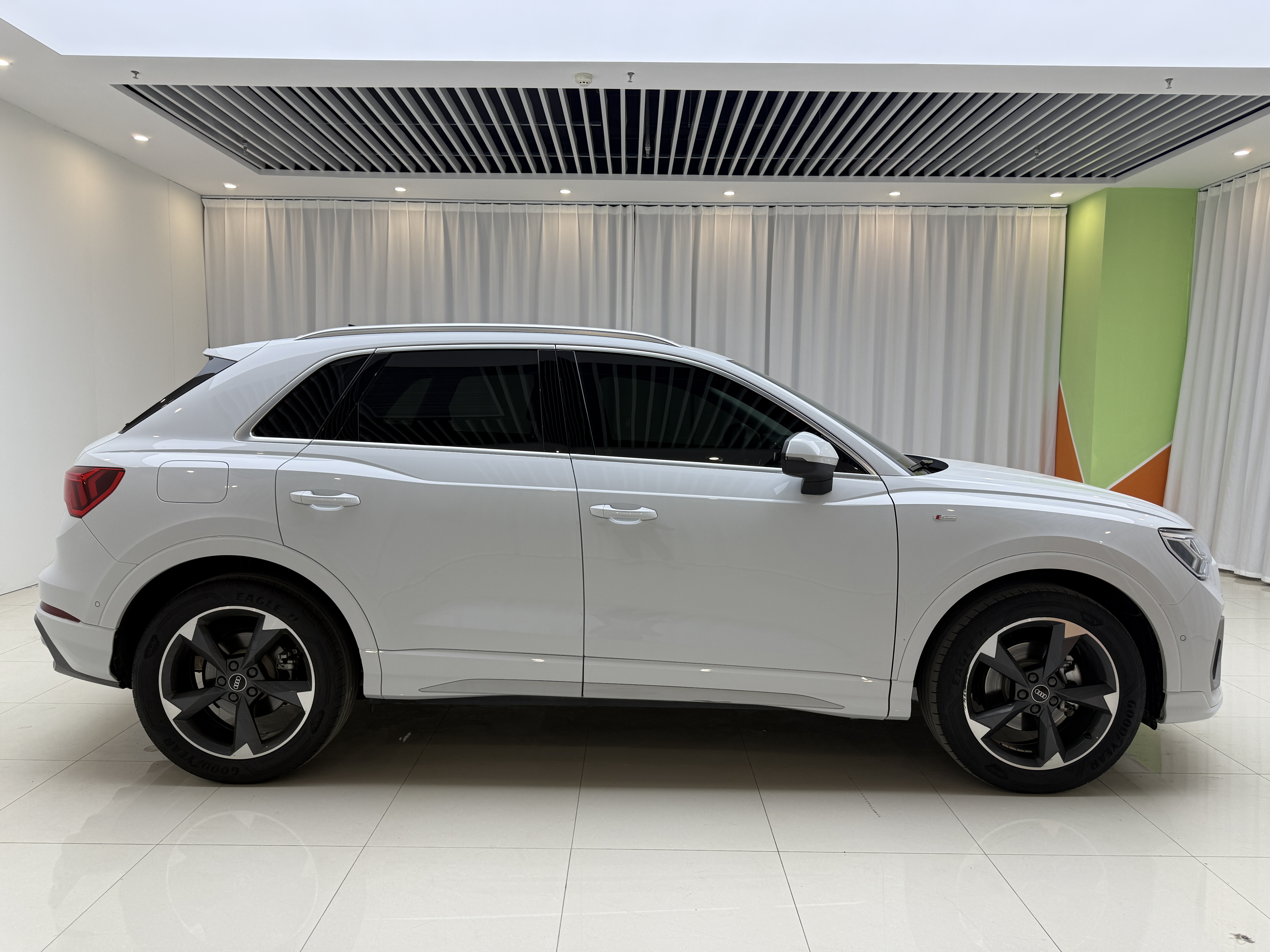 Audi Q3 2023 immagine di auto #4