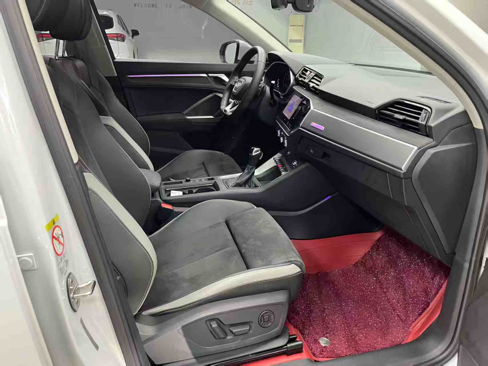 Audi Q3 2022 #4 Audi Q3 2022 car image #4