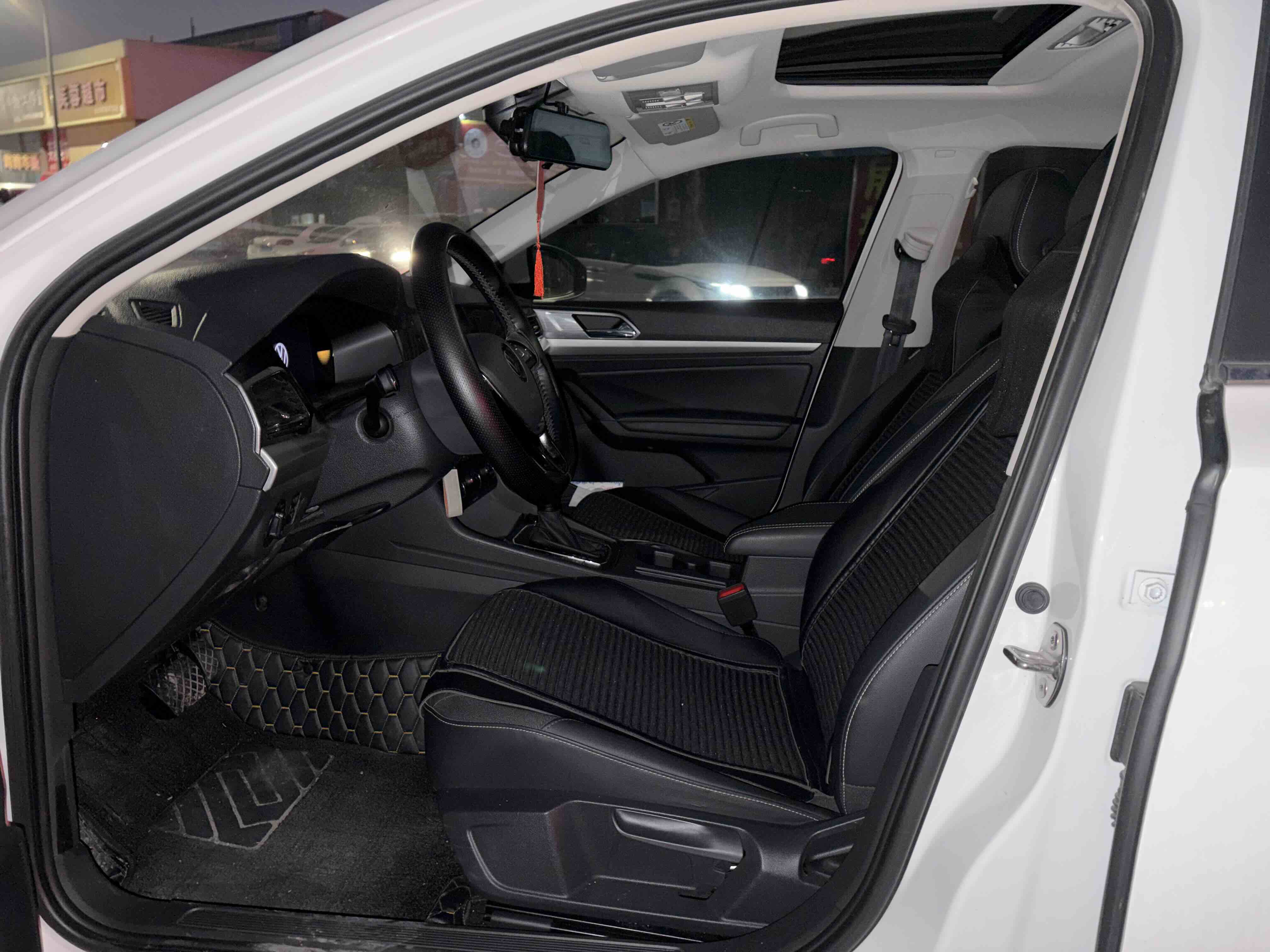 Volkswagen Lavida 2021 car image #4