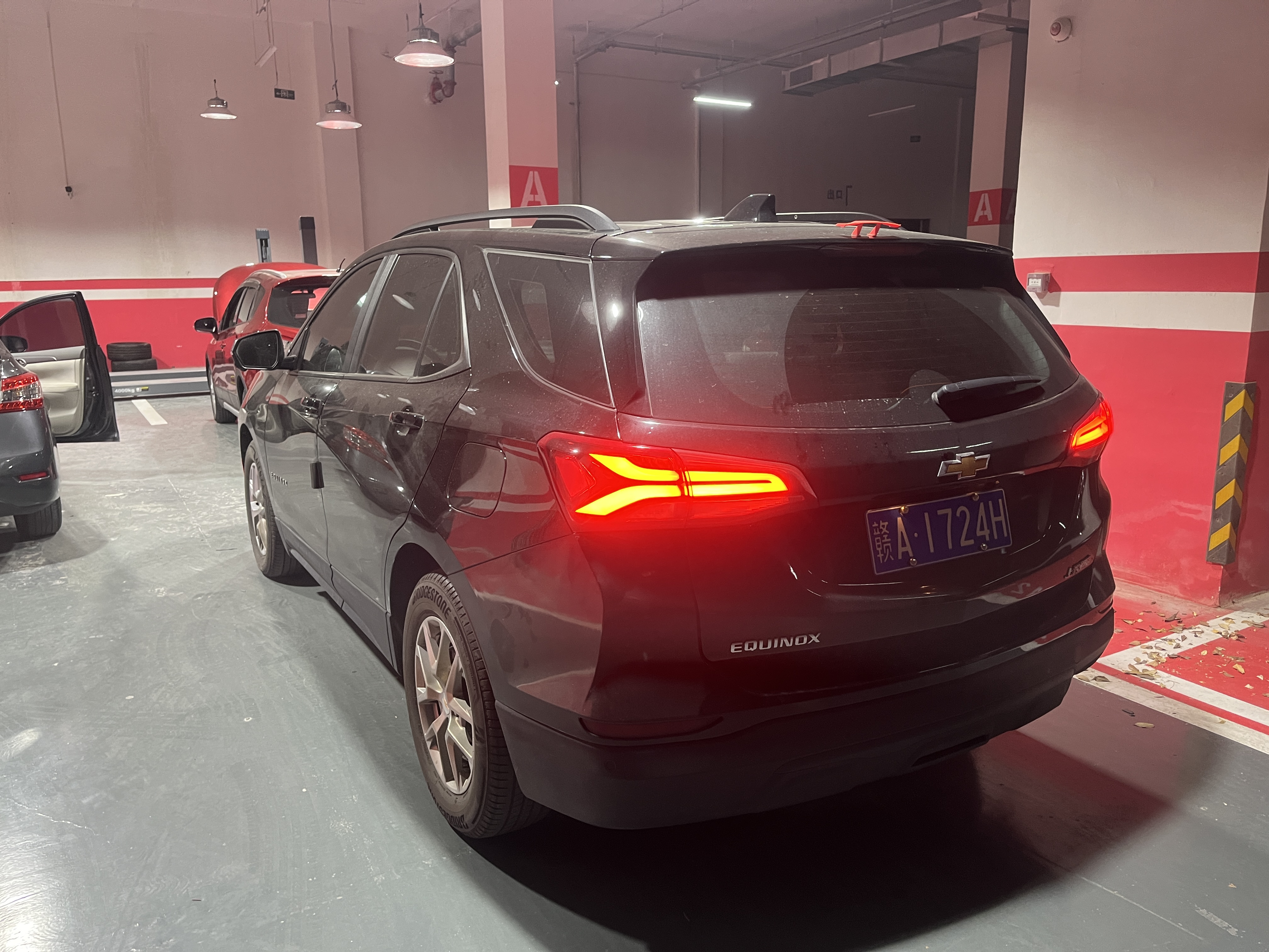 Chevrolet Equinox 2023 #4 Chevrolet Equinox 2023 car image #4