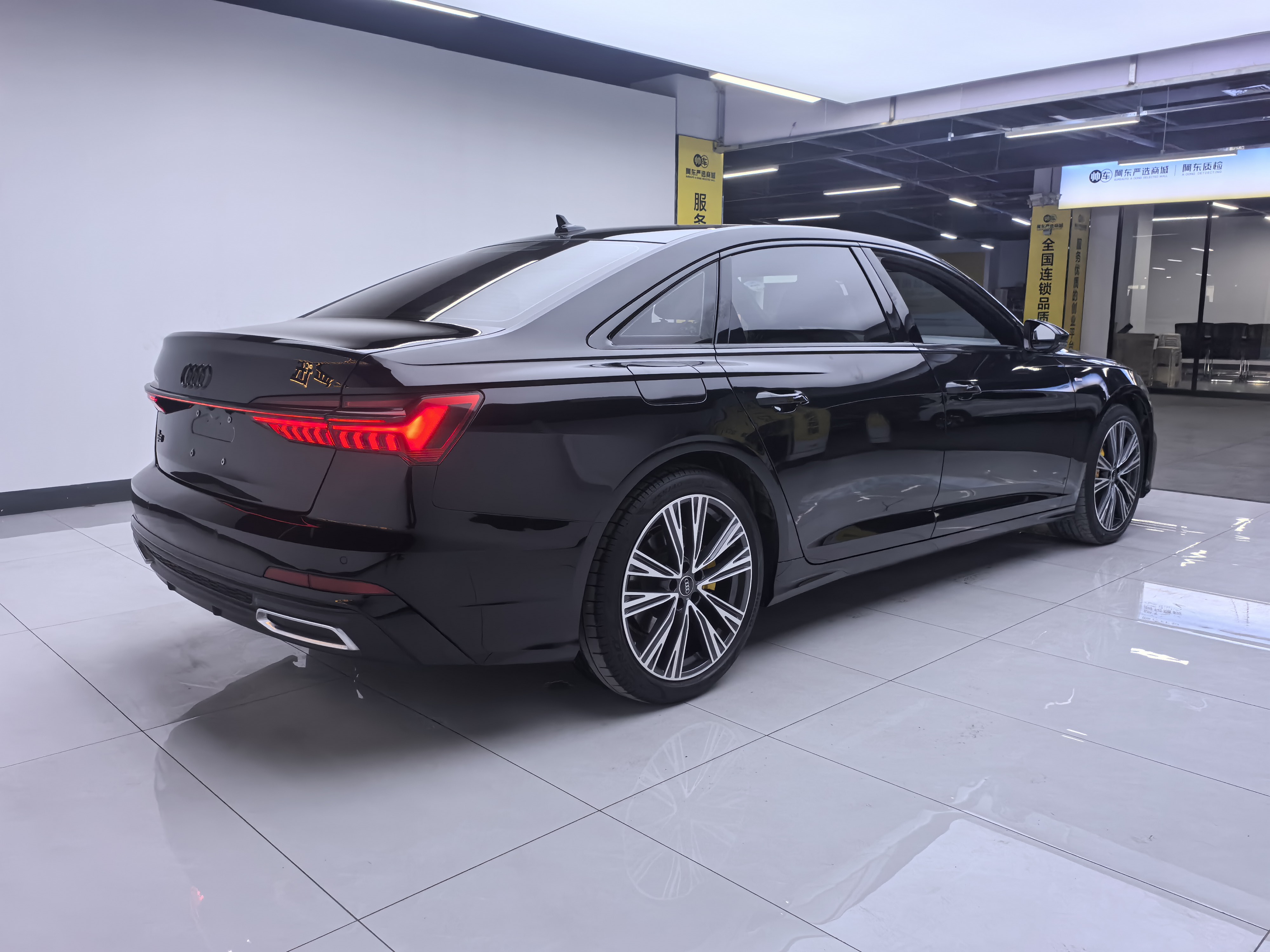 Audi A6L 2022 car image #4