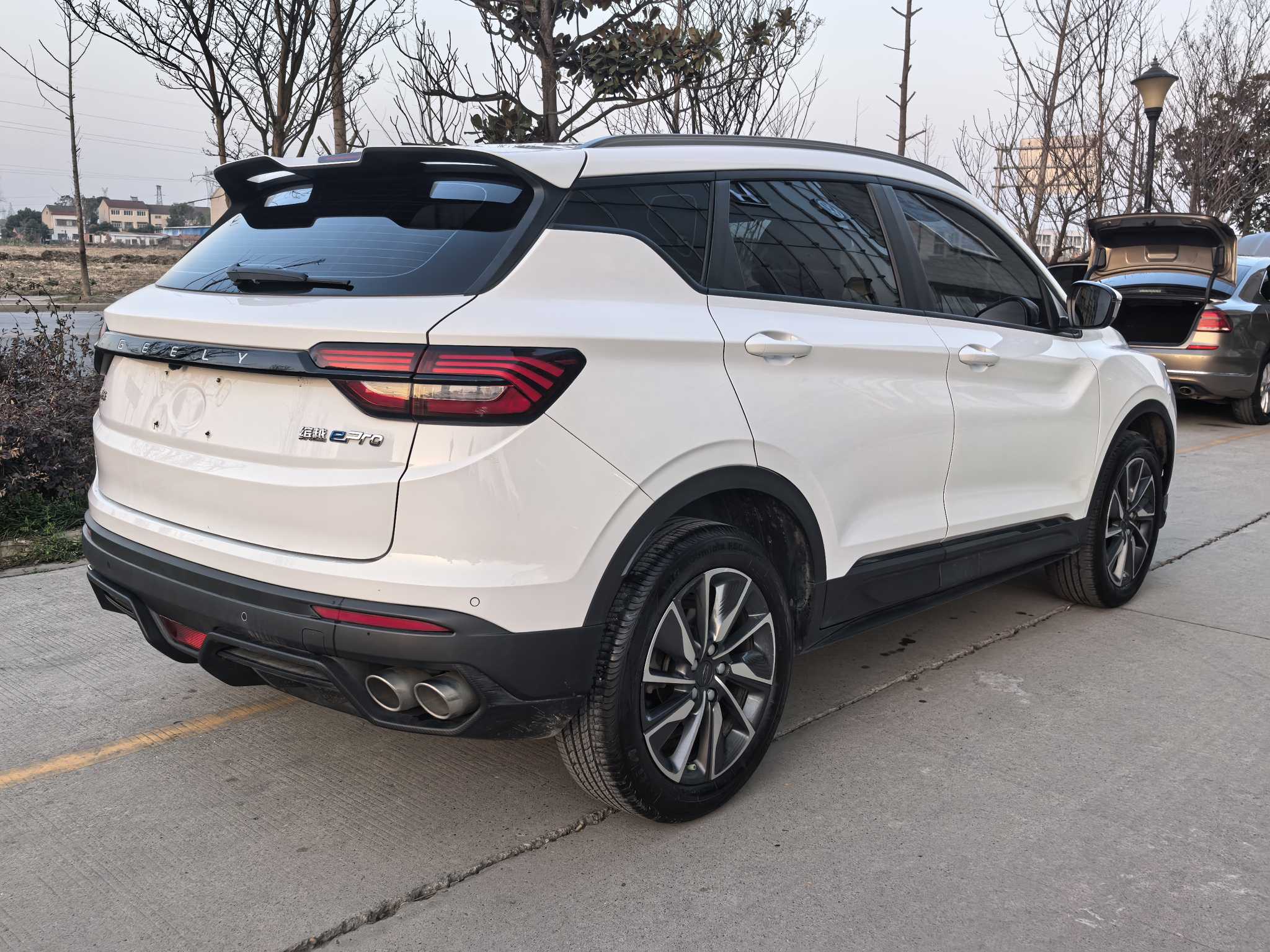 GEELY Coolray New Energy 2022 #4 GEELY Coolray New Energy 2022 car image #4