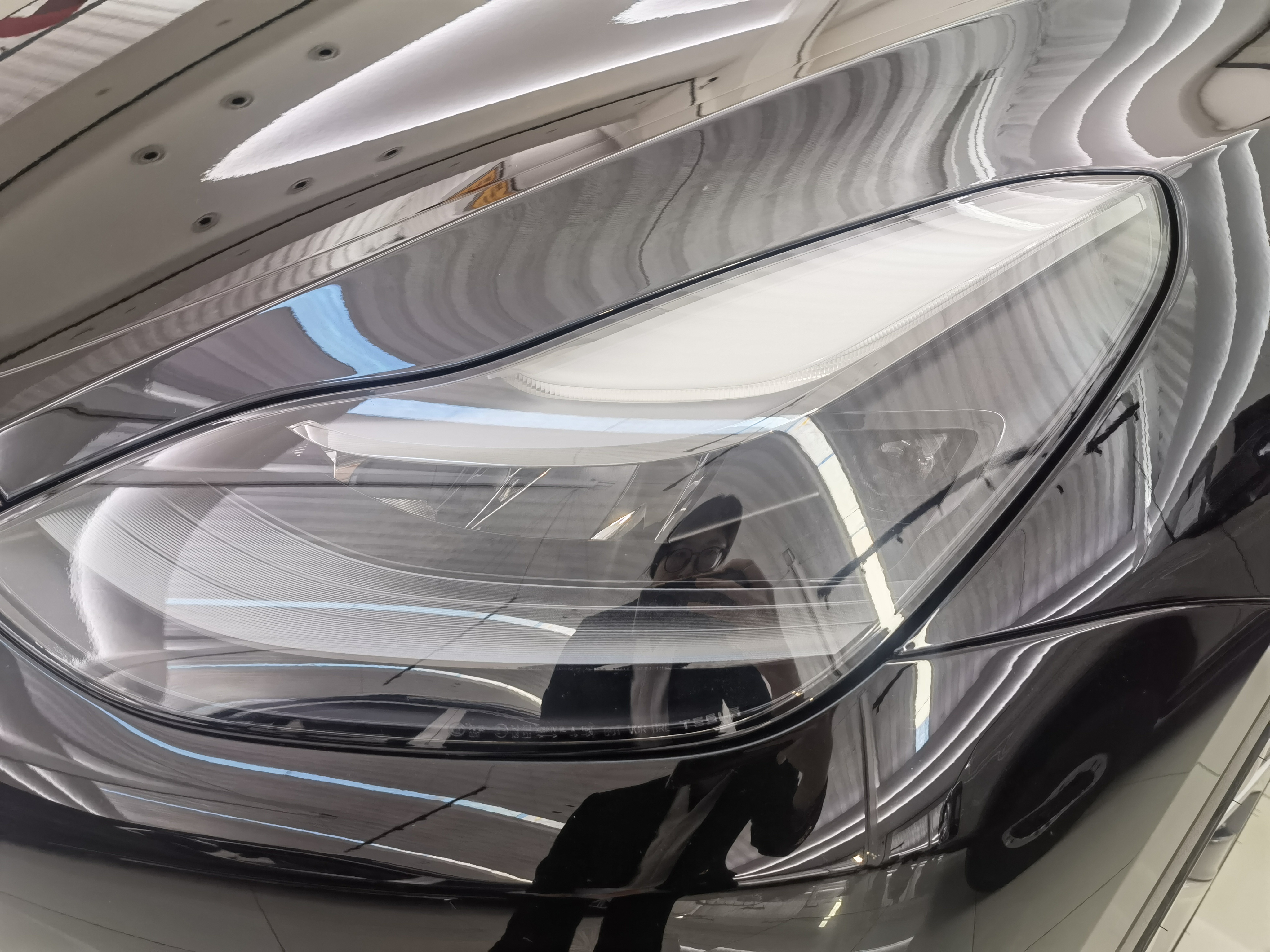 Tesla Model Y 2022 car image #4
