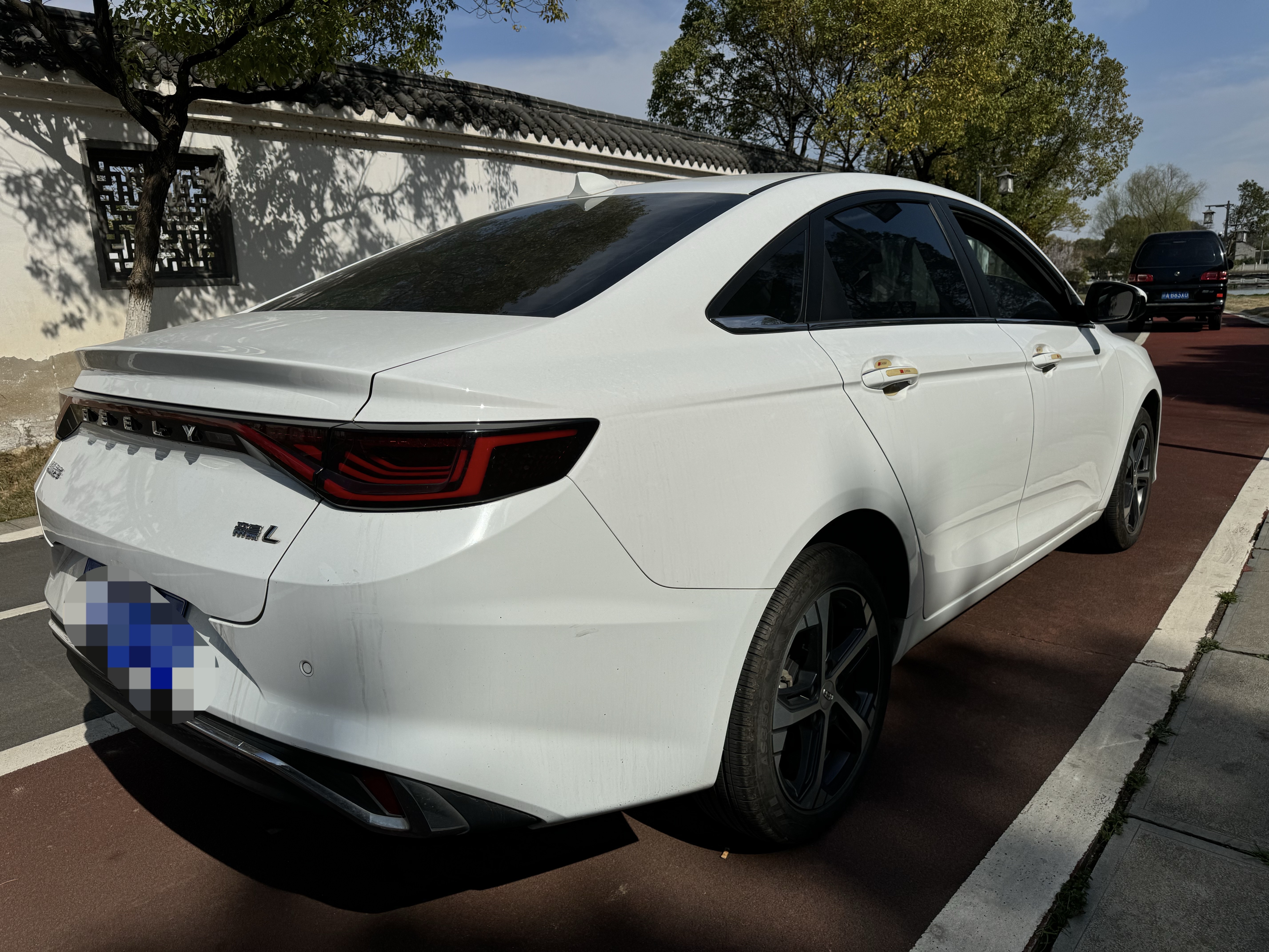 GEELY Emgrand L 2022 car image #4