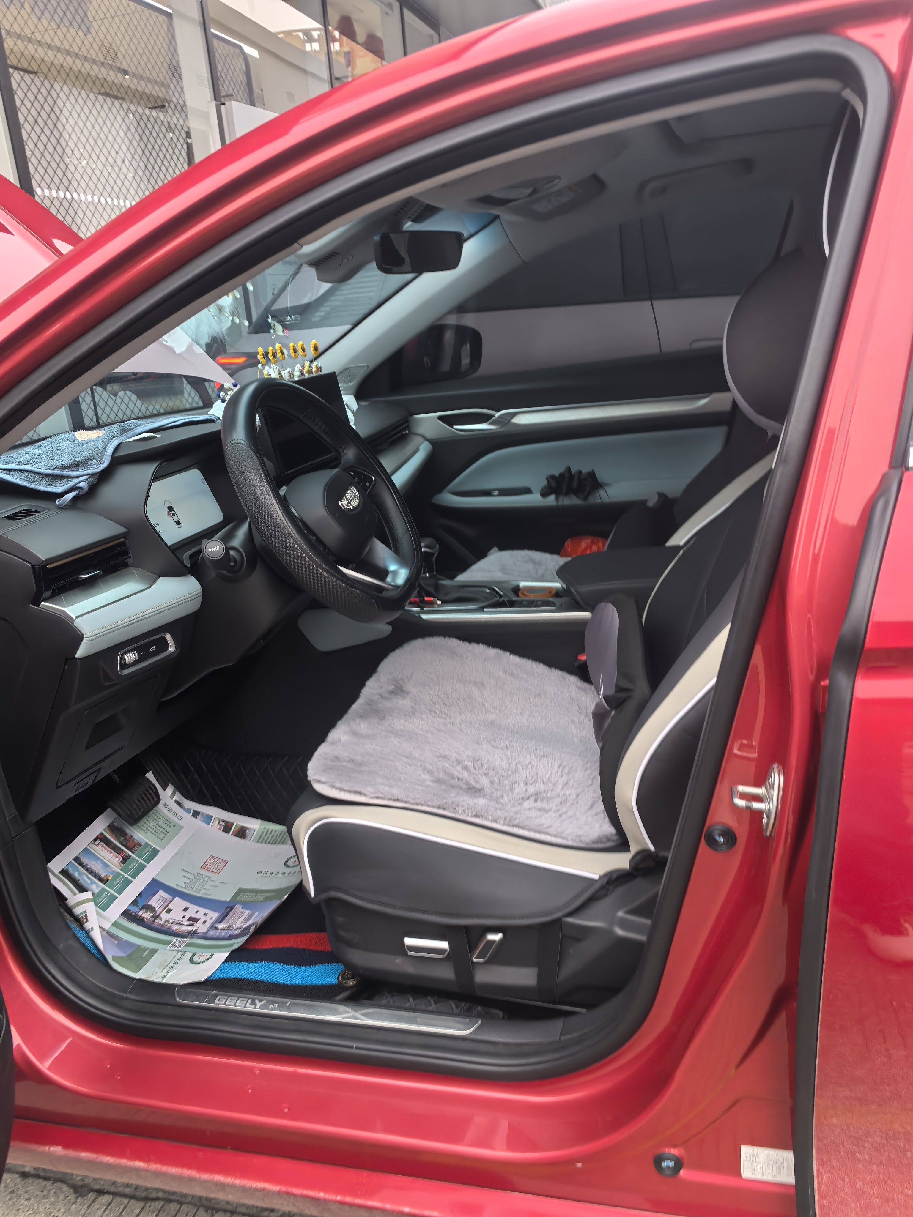 GEELY 2022 #4 GEELY 2022 car image #4
