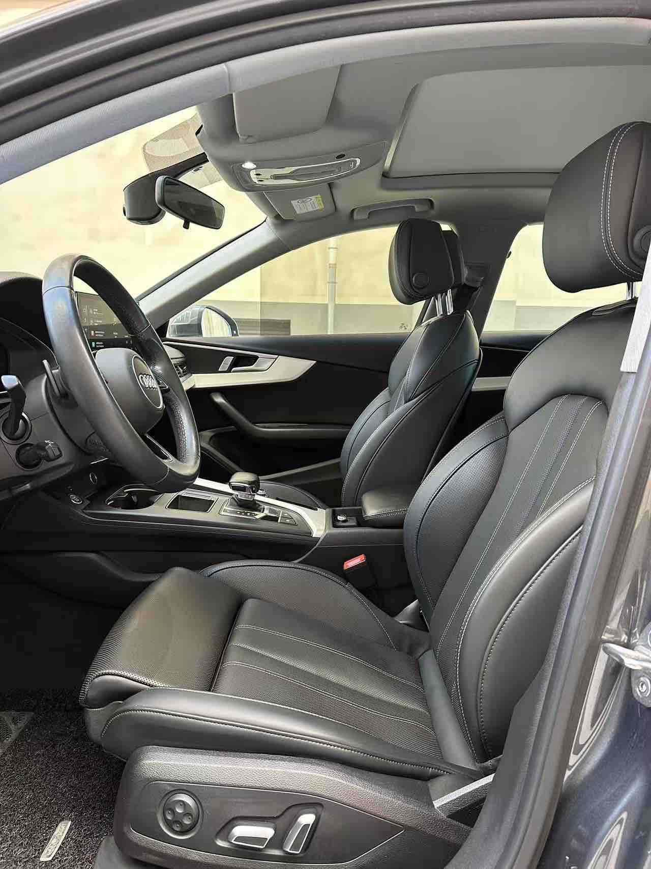 Audi A4L 2024 car image #4