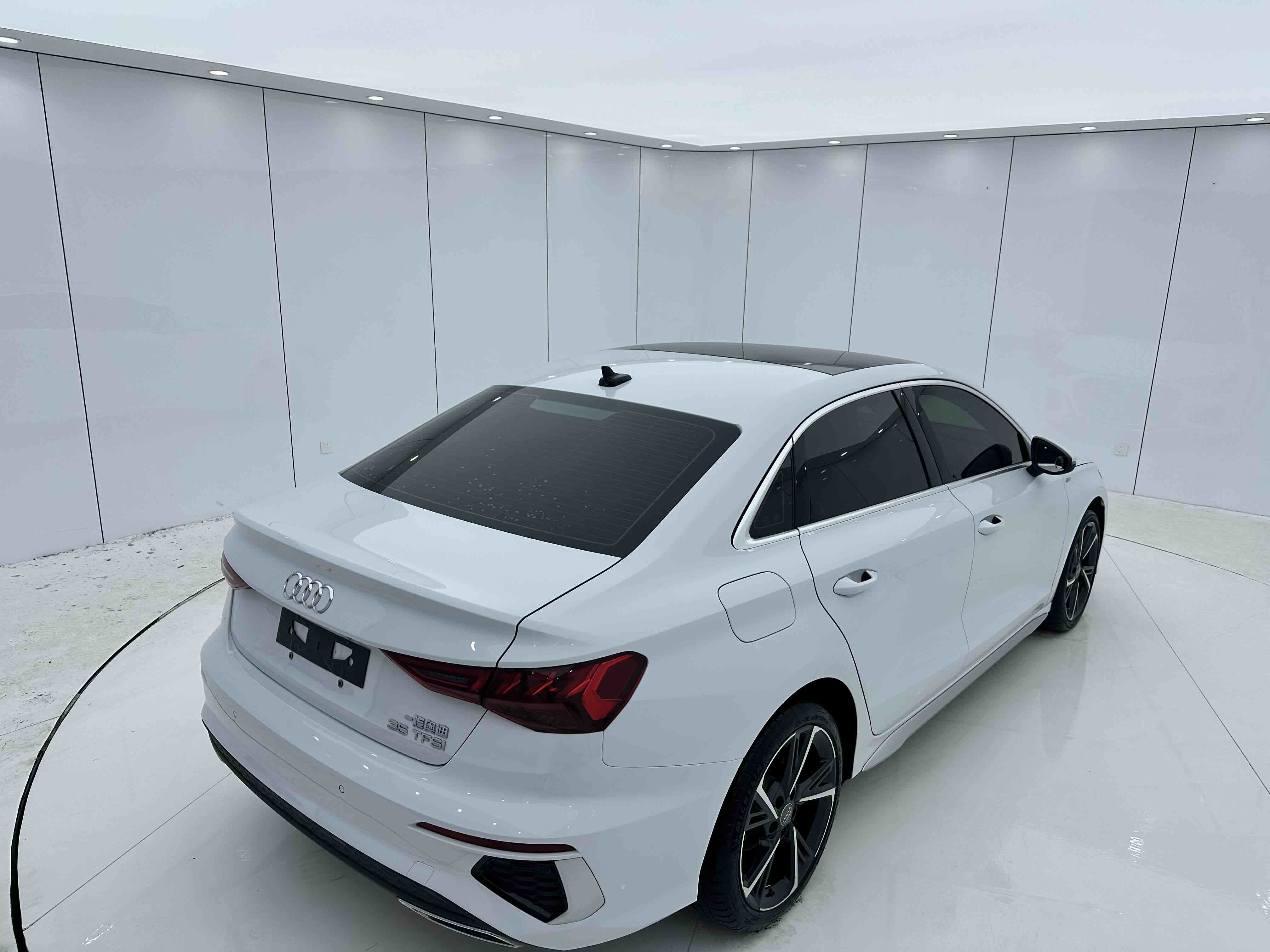 Audi A3 2021 car image #4